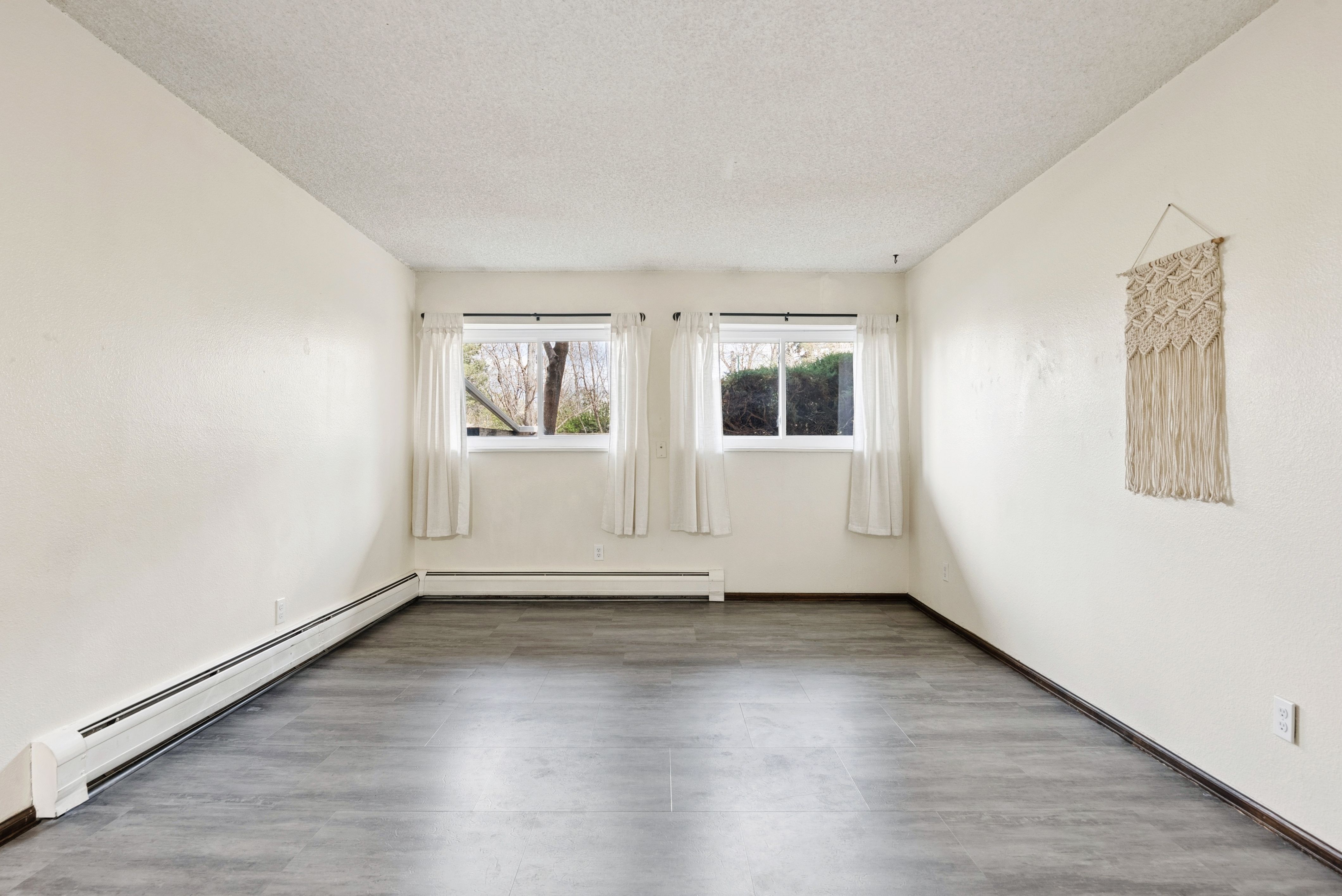  Move-In Ready Condo In Prime Golden Location - 物件實景