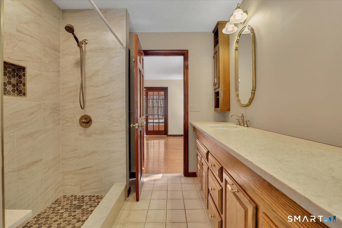 Southington, Connecticut, 06489, United States, 4 Bedrooms Bedrooms, ,3 BathroomsBathrooms,Residential,For Sale,2013788