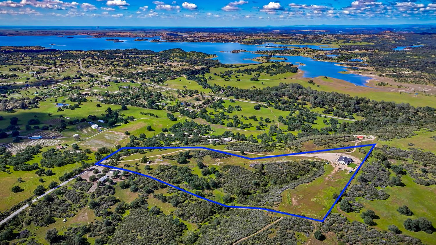 Burson, California, 95225, United States, 4 Bedrooms Bedrooms, ,4 BathroomsBathrooms,Residential,For Sale,2040271