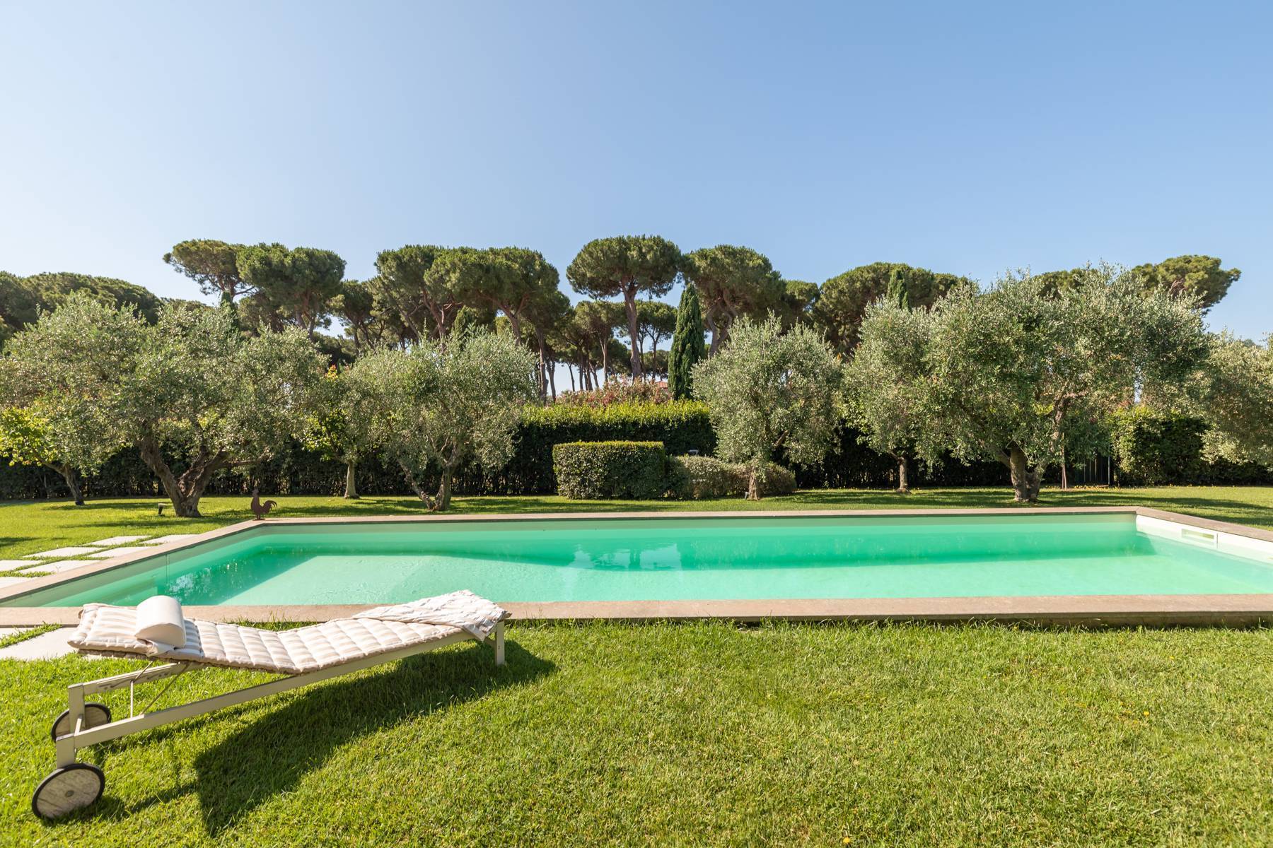  Villa with Stunning Pool and Private Park - 物件實景