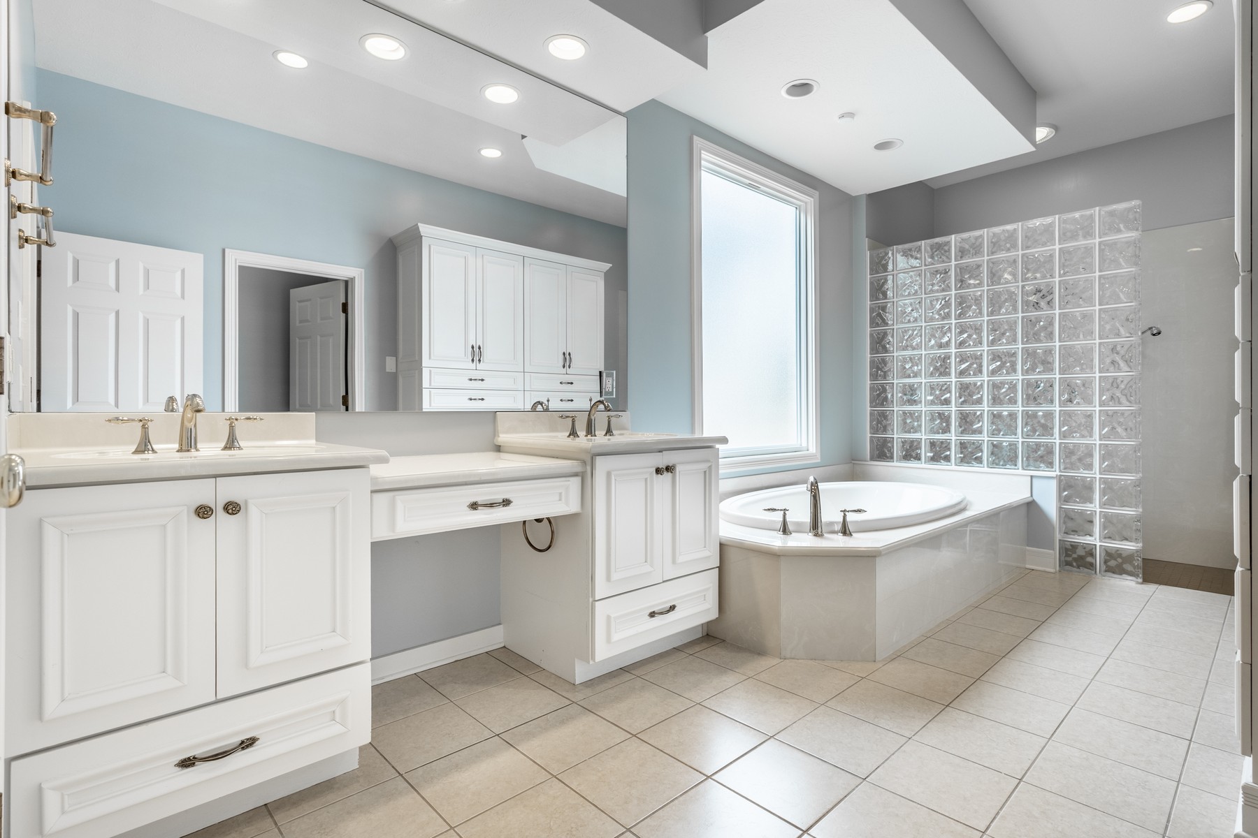  Pristine Custom Home in One of Carmel