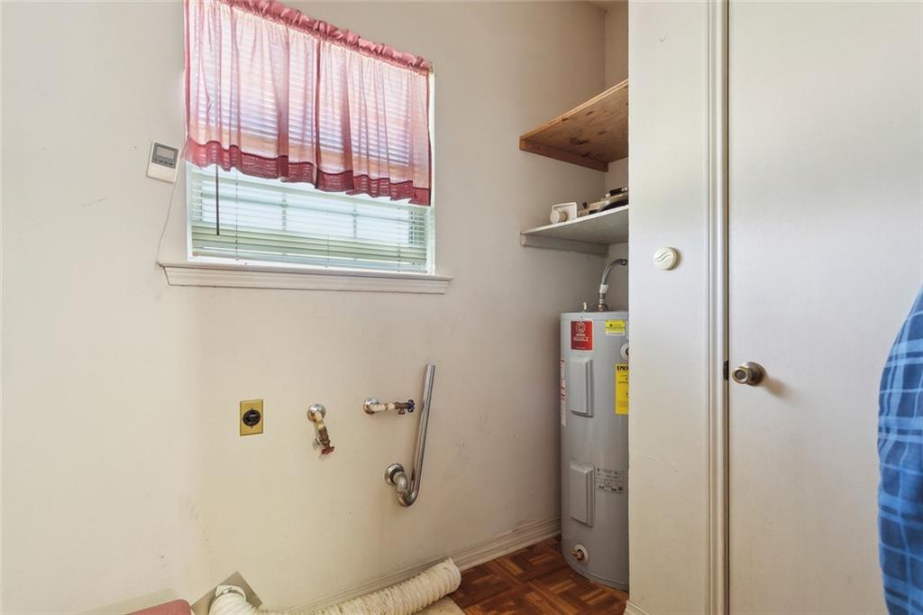 Folsom, Louisiana, 70437, United States, 2 Bedrooms Bedrooms, ,1 BathroomBathrooms,Residential,For Sale,1897363