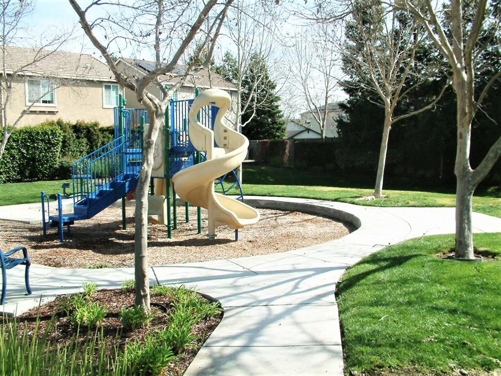 Gilroy, California, 95020, United States, 3 Bedrooms Bedrooms, ,3 BathroomsBathrooms,Residential,For Sale,1825203