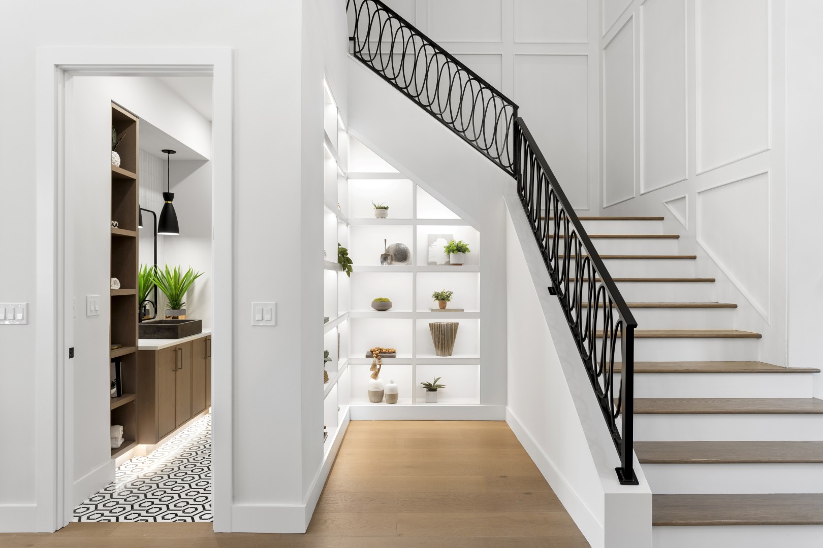 Tampa, Florida, 33629, United States, 5 Bedrooms Bedrooms, ,7 BathroomsBathrooms,Residential,For Sale,1993853