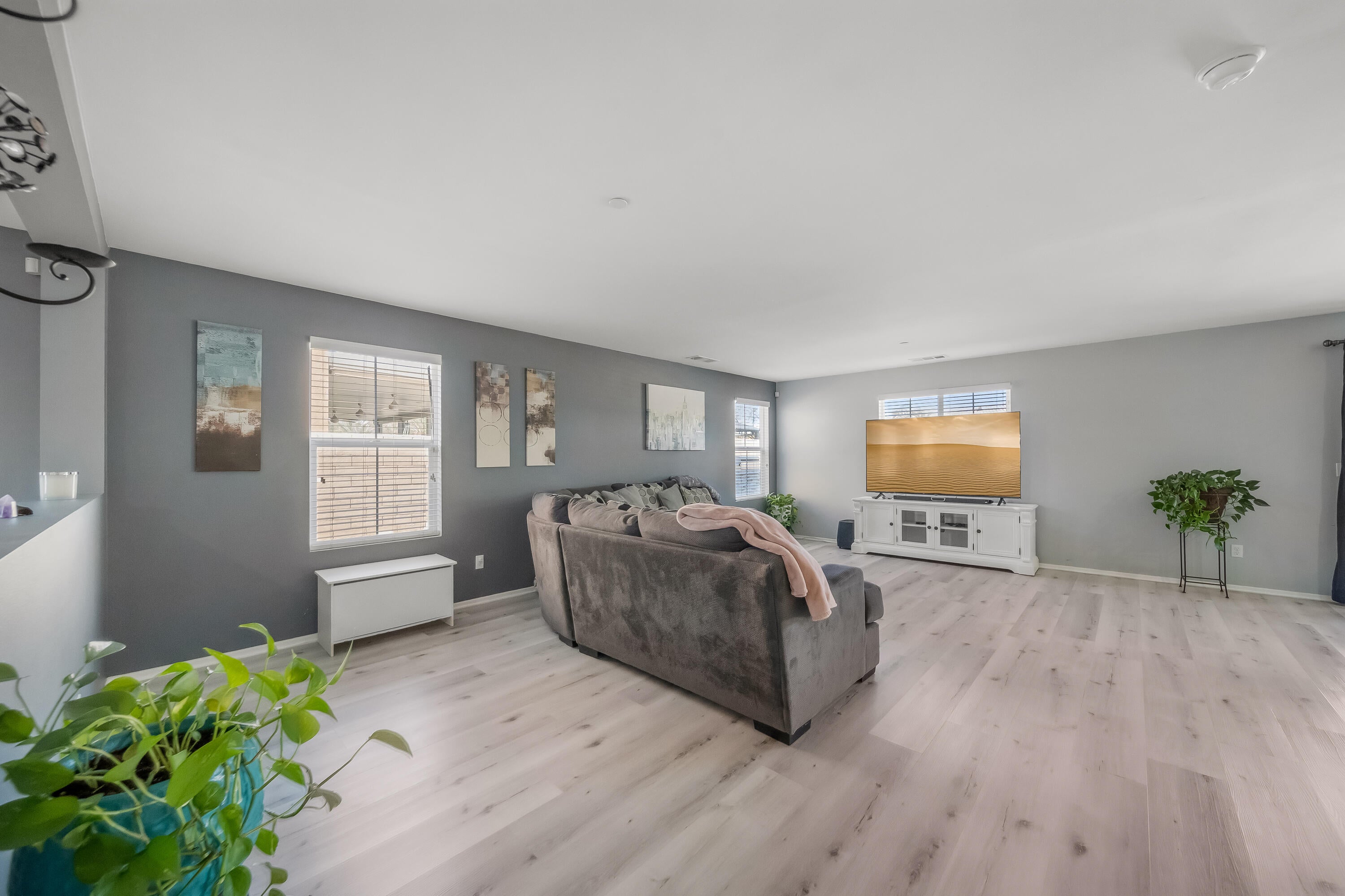 Coachella, California, 92236, United States, 5 Bedrooms Bedrooms, ,3 BathroomsBathrooms,Residential,For Sale,1986838