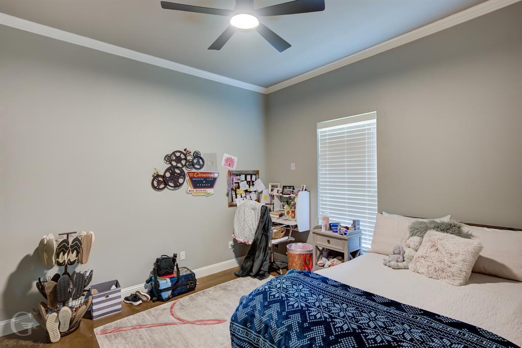 Shreveport, Louisiana, 71129, United States, 4 Bedrooms Bedrooms, ,4 BathroomsBathrooms,Residential,For Sale,1879517