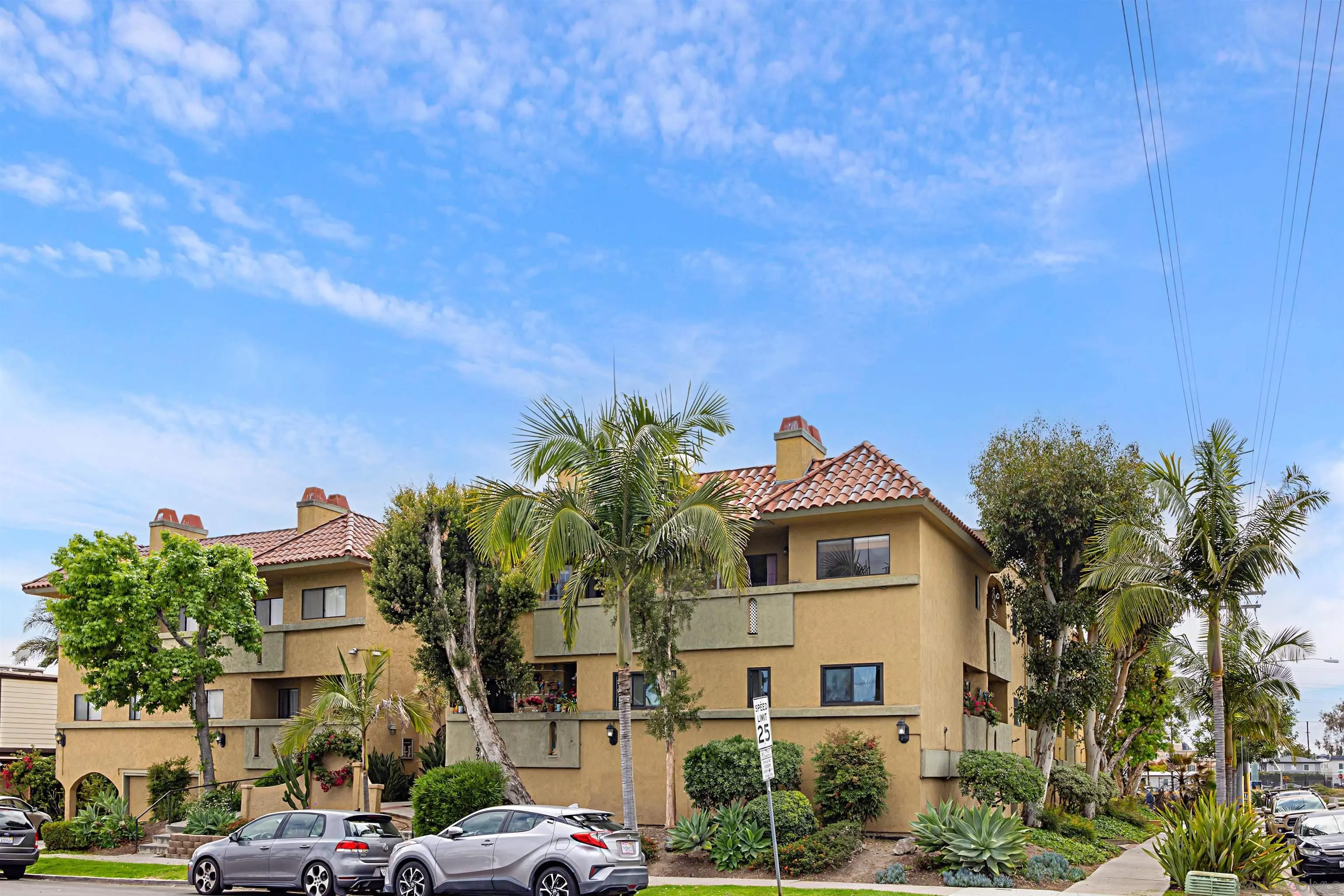 San Diego, California, 92104, United States, 2 Bedrooms Bedrooms, ,2 BathroomsBathrooms,Residential,For Sale,1917788