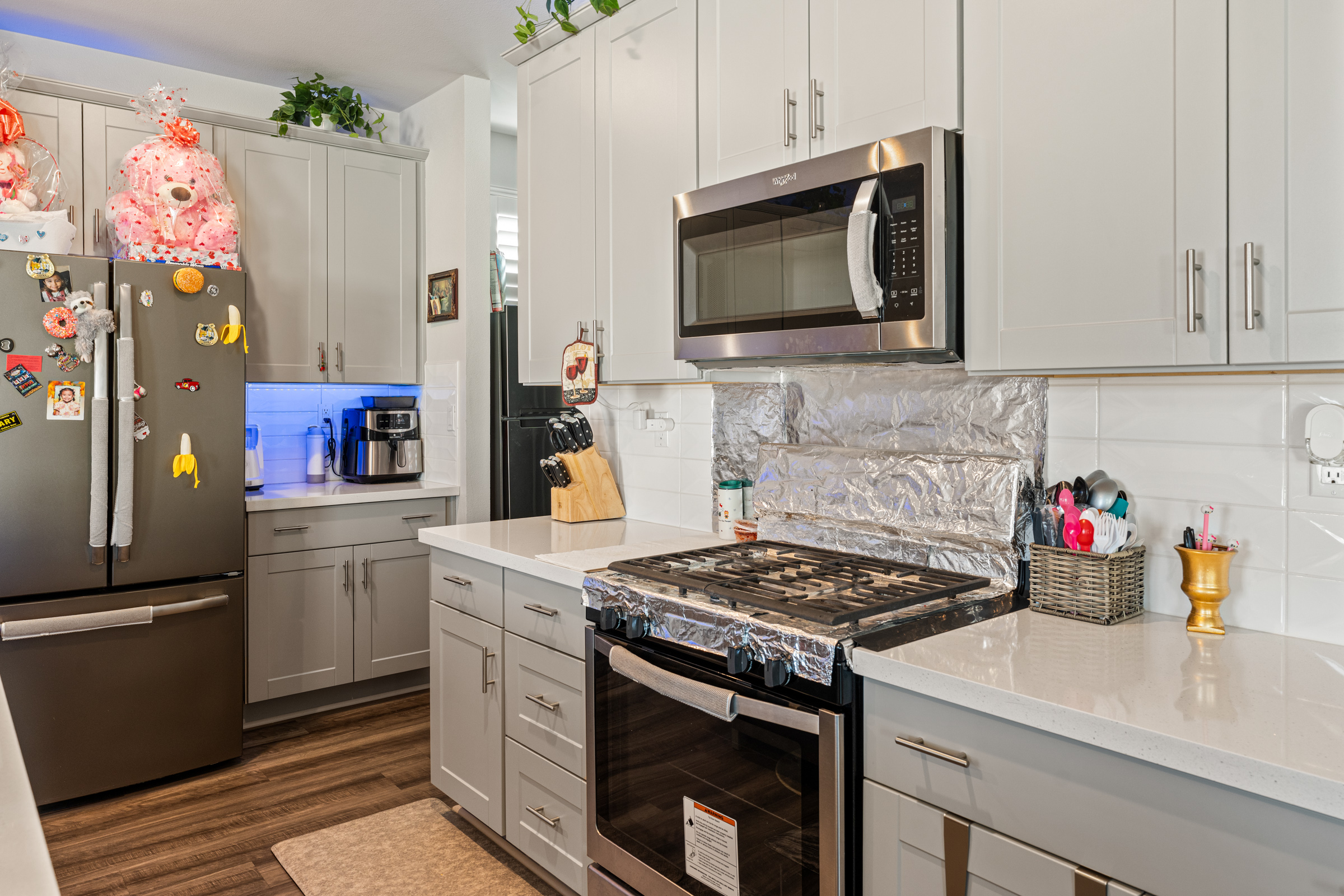 Riverside, California, 92503, United States, 5 Bedrooms Bedrooms, ,3 BathroomsBathrooms,Residential,For Sale,1989853