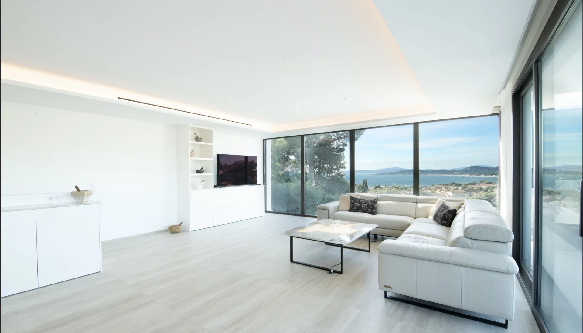 Les Issambres, Provence-Alpes-Côte d’Azur, 83380, FR, 5 Bedrooms Bedrooms, ,Residential,For Sale,1994505