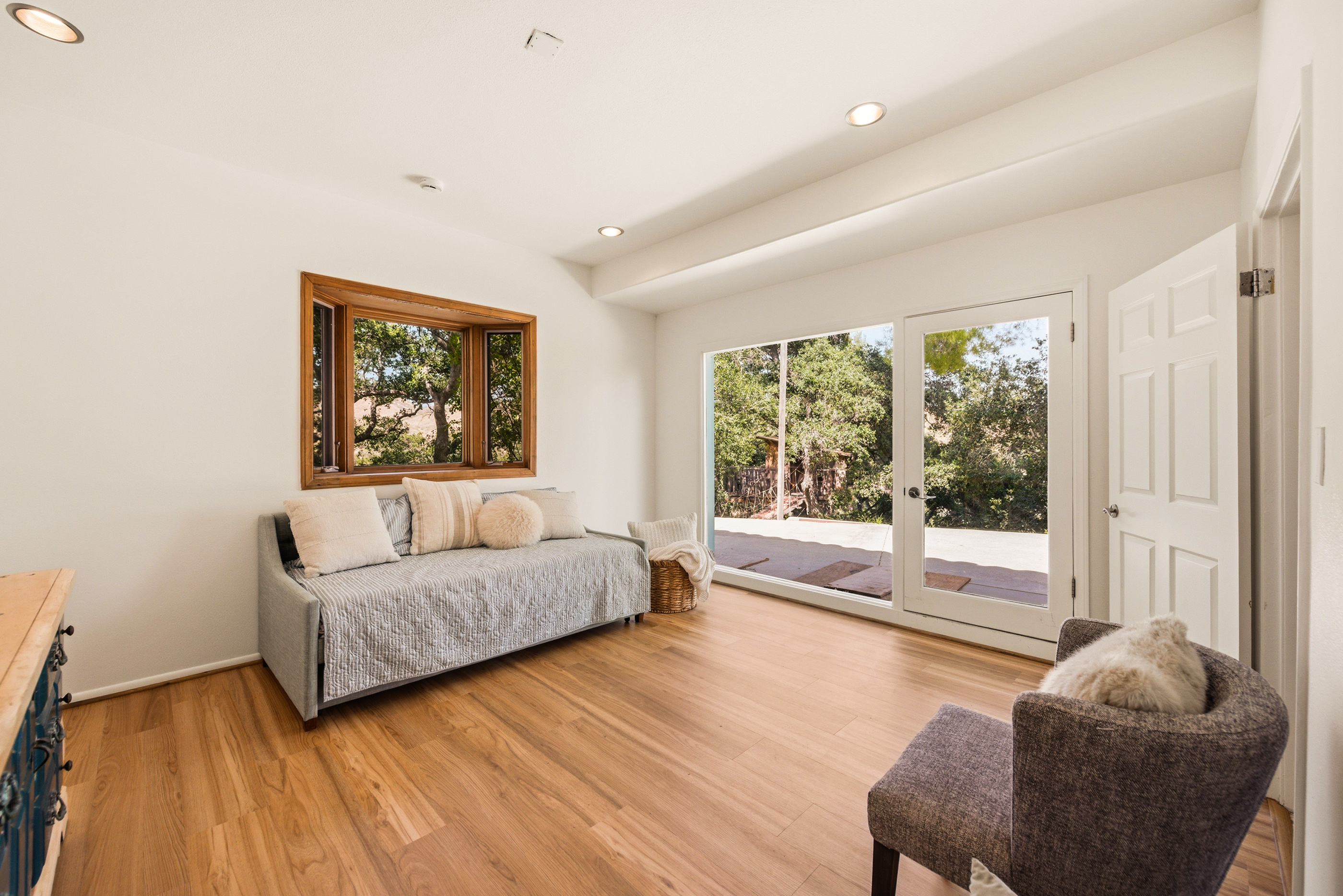 6110 Colodny Drive, Agoura Hills - 物件實景