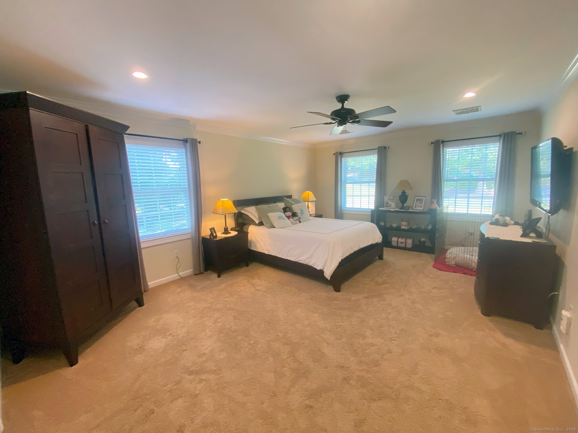 Southbury, Connecticut, 06488, United States, 4 Bedrooms Bedrooms, ,4 BathroomsBathrooms,Residential,For Sale,1932401