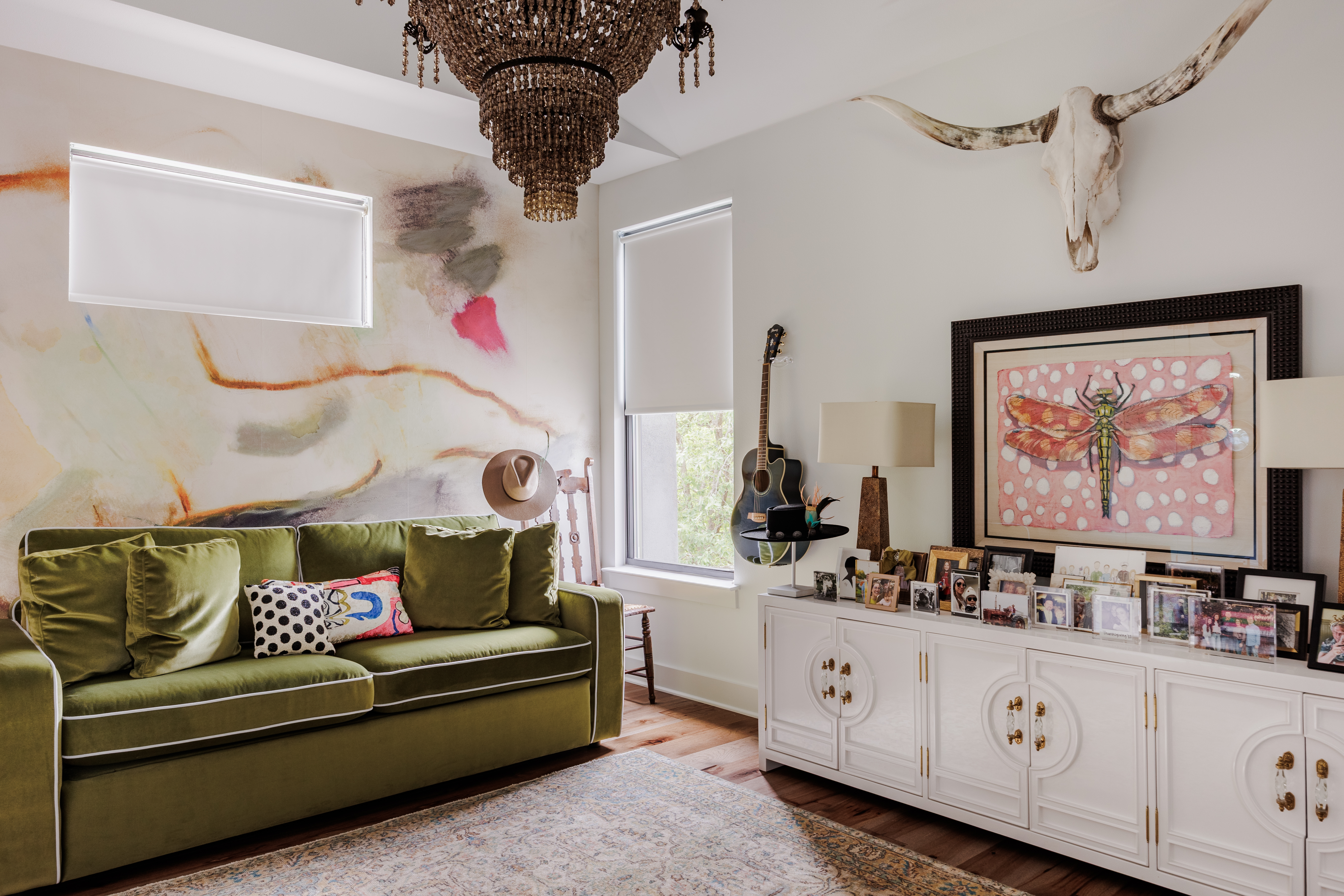  Sophisticated Barton Hills Home Balancing Lively Entertaining with Quiet Retreat - 物件實景