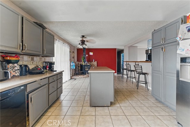 Littlerock, California, 93543, United States, 3 Bedrooms Bedrooms, ,2 BathroomsBathrooms,Residential,For Sale,1983200