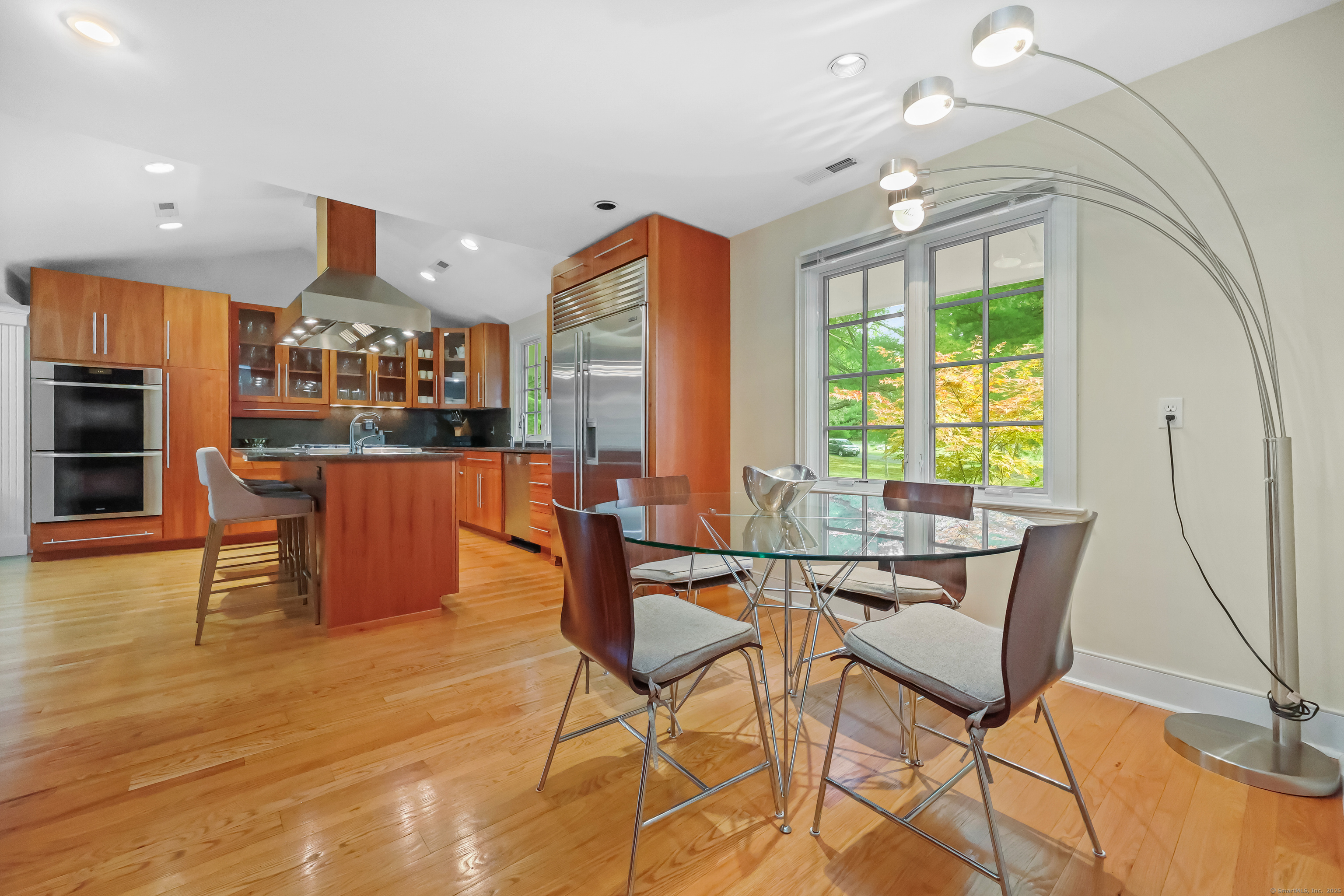 Fairfield, Connecticut, 06880, United States, 3 Bedrooms Bedrooms, ,3 BathroomsBathrooms,Residential,For Sale,1992139