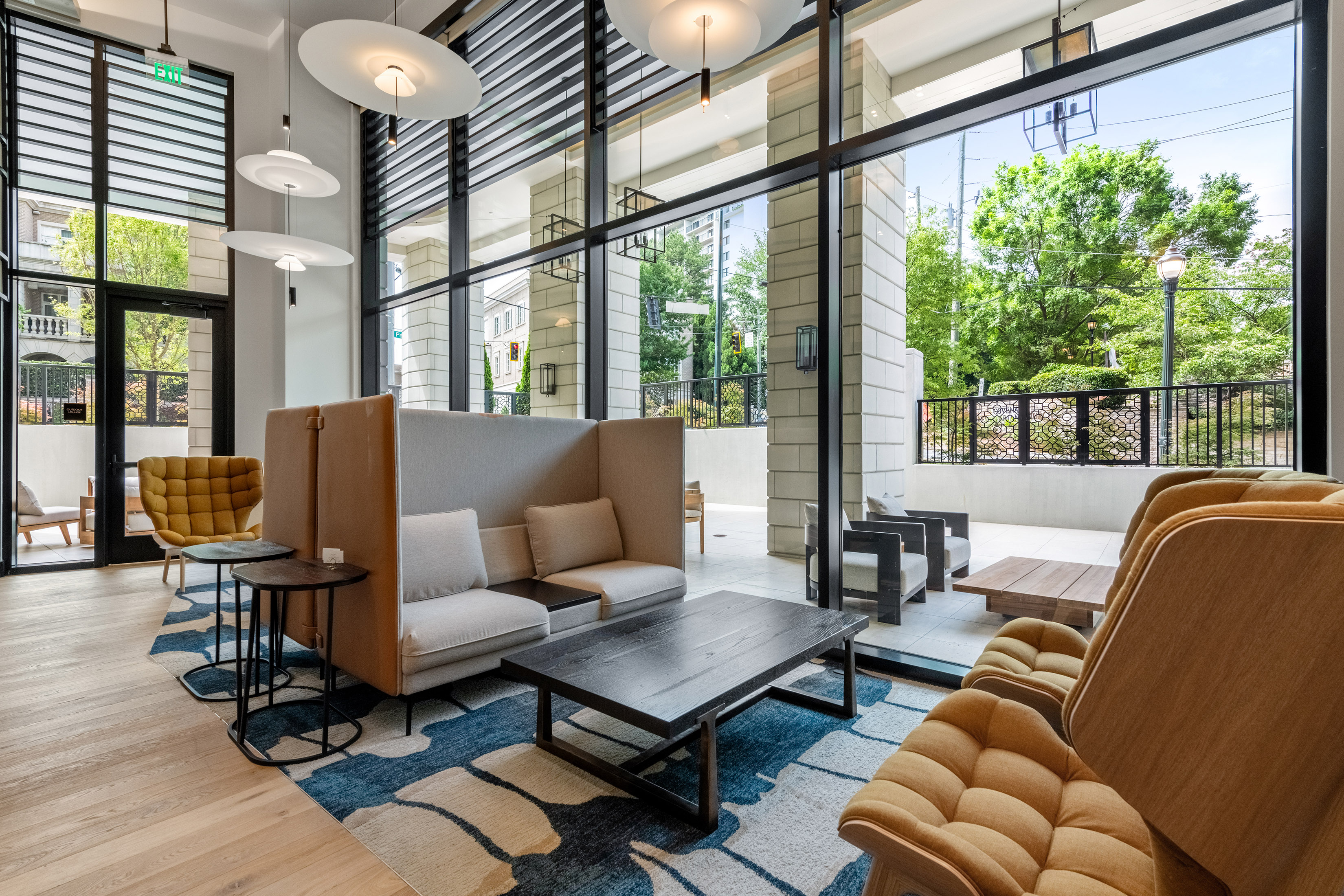  Stunning Fully Furnished Penthouse with the Largest Outdoor Terrace - 物件實景