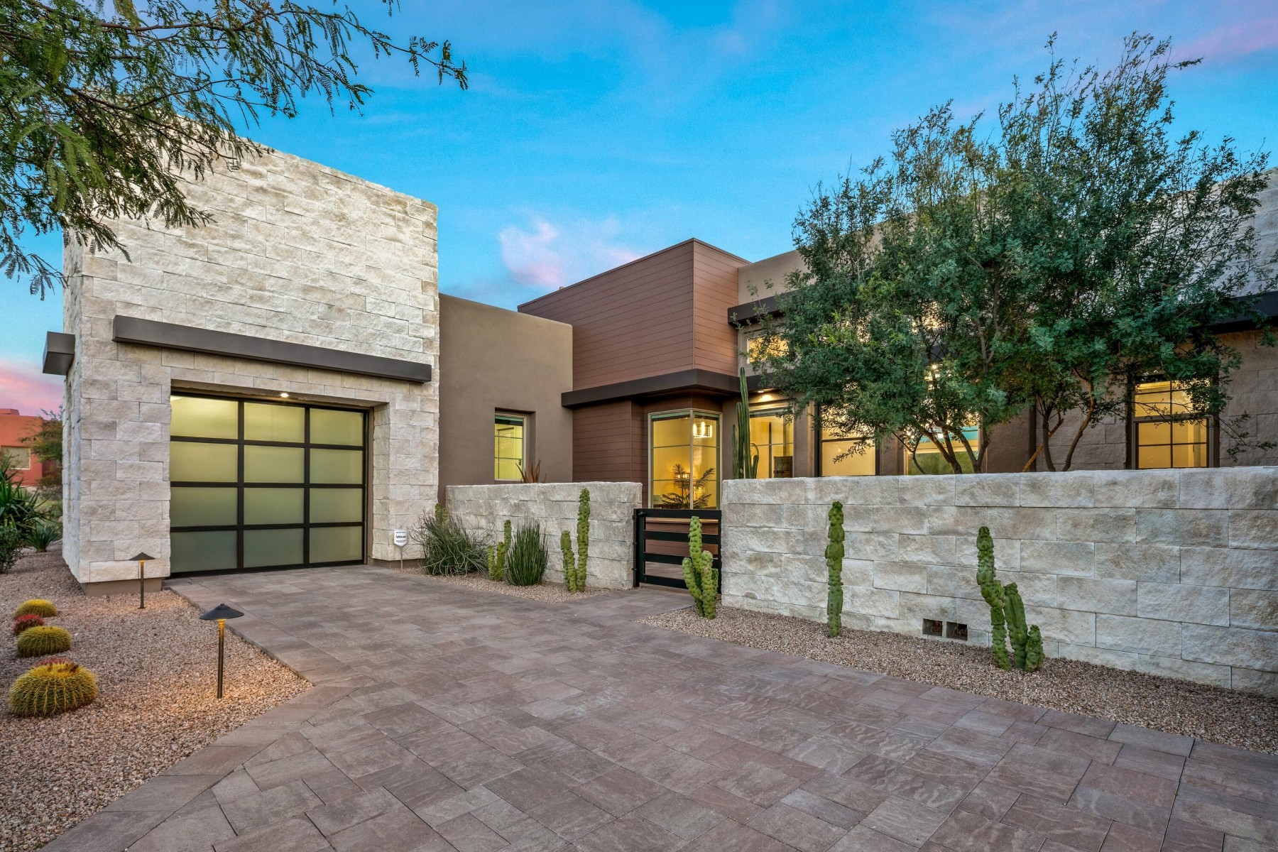  8555 E Eagle Claw Drive  Scottsdale, AZ - 物件實景