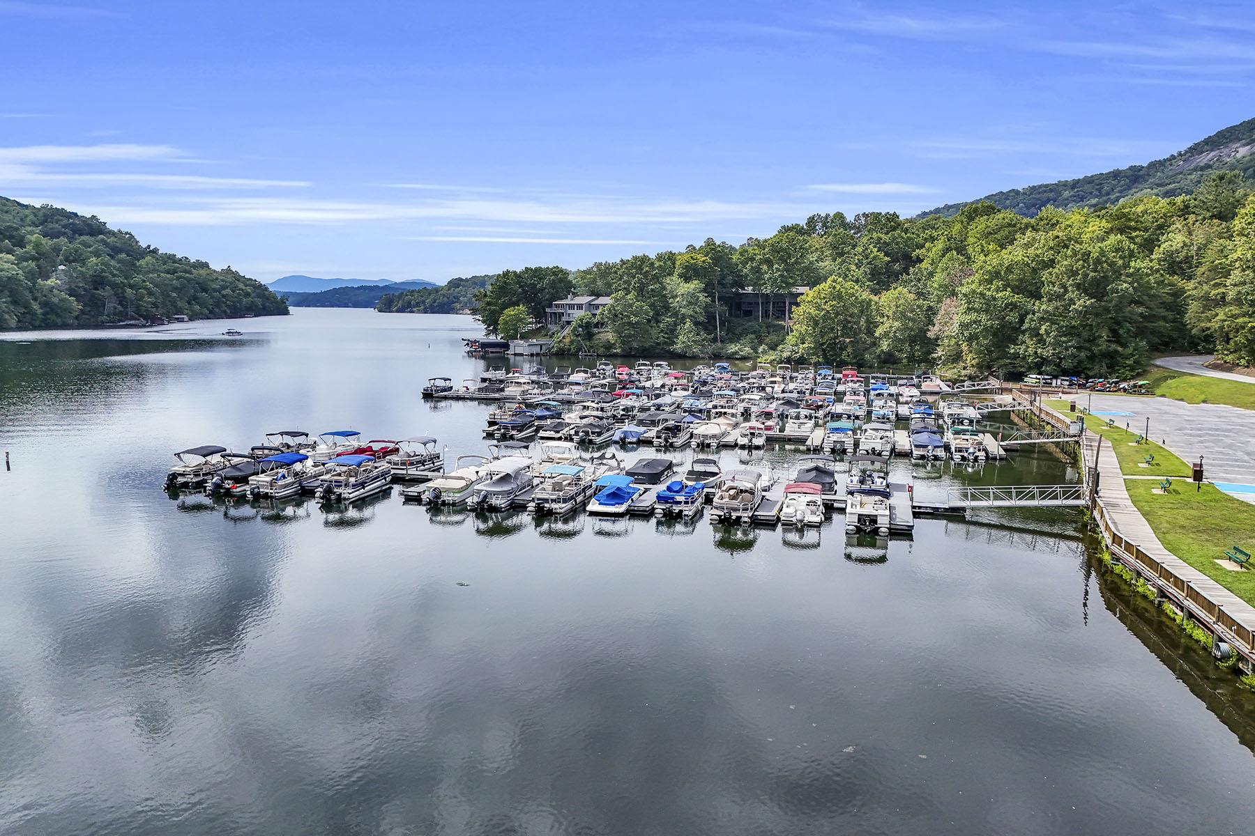  LAKE LURE - 物件實景