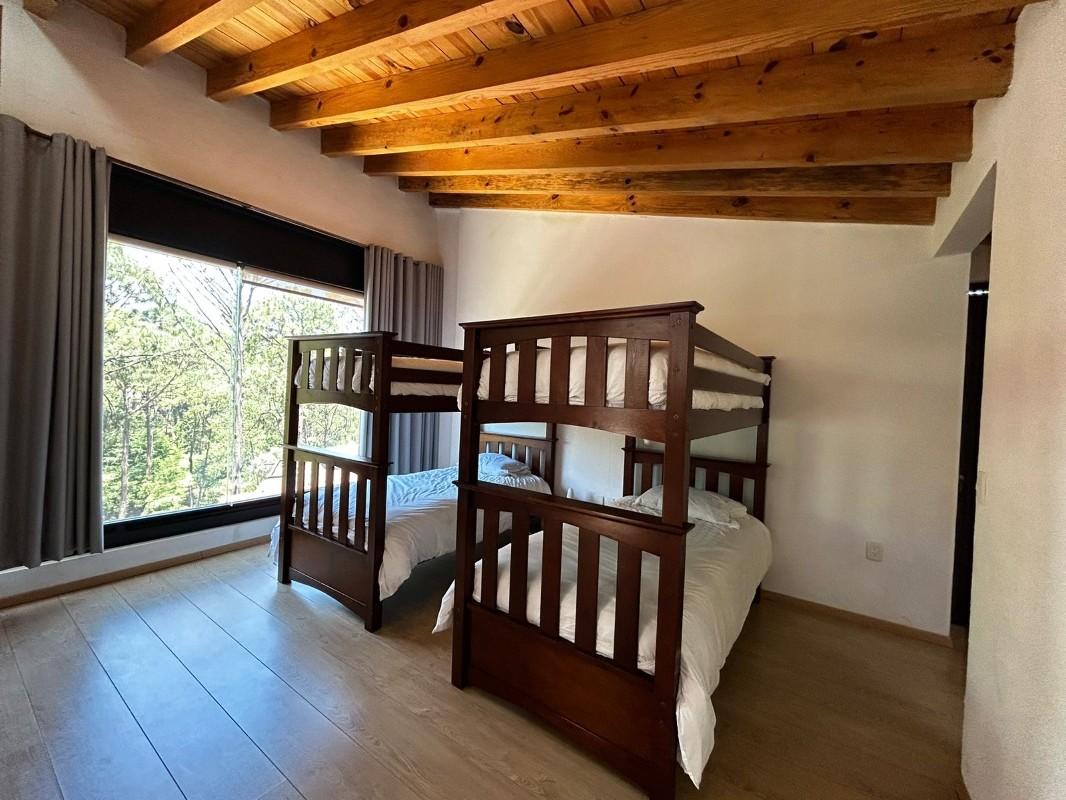 Valle de Bravo, Estado de México, 51200, Mexico, 3 Bedrooms Bedrooms, ,4 BathroomsBathrooms,Residential,For Sale,1738638