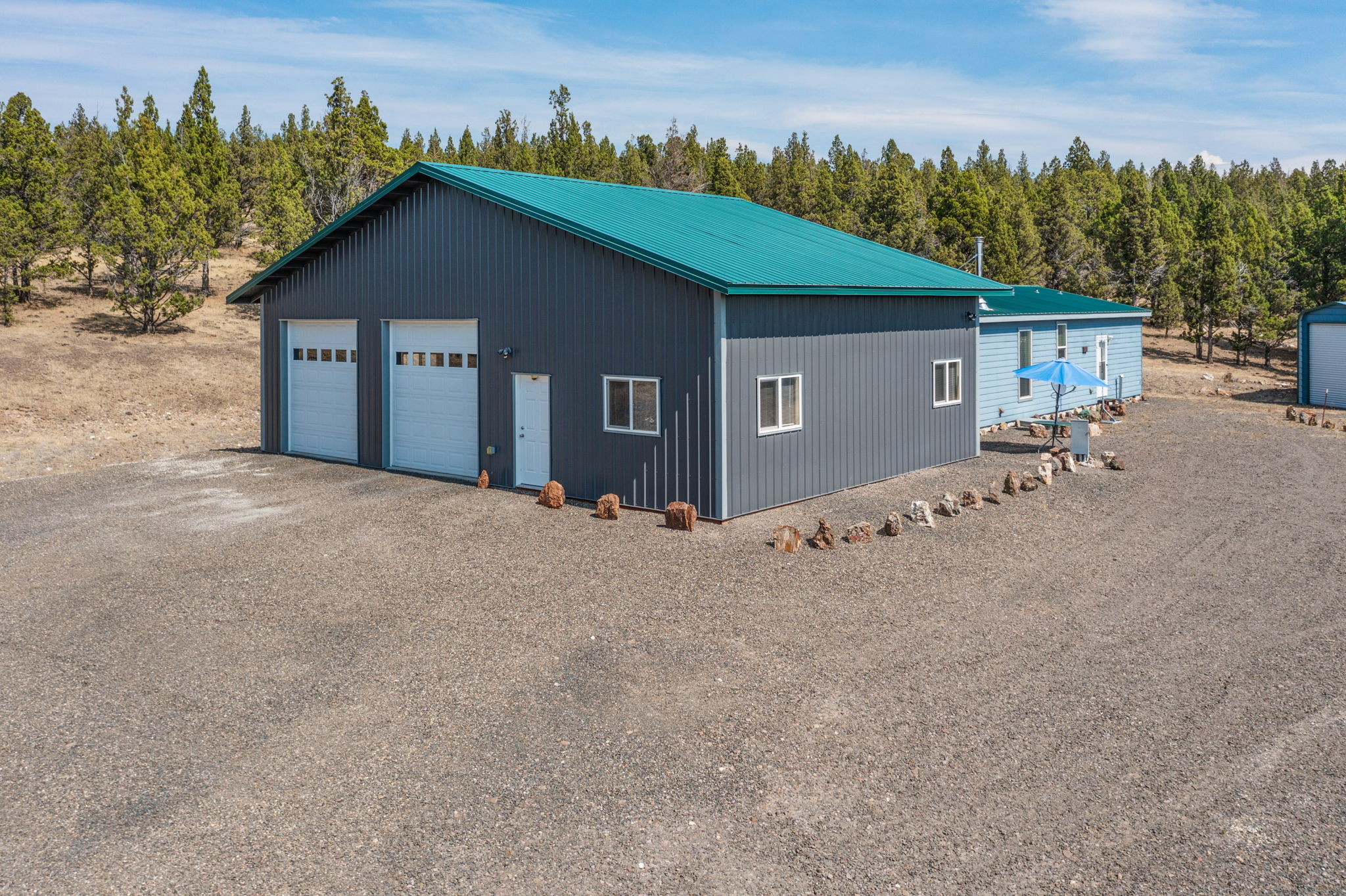 Prineville, Oregon, 97754, United States, 3 Bedrooms Bedrooms, ,2 BathroomsBathrooms,Residential,For Sale,1941697