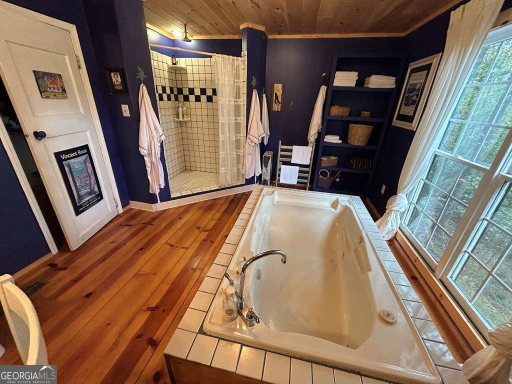 Blue Ridge, Georgia, 30513, United States, 3 Bedrooms Bedrooms, ,Residential,For Sale,1959496