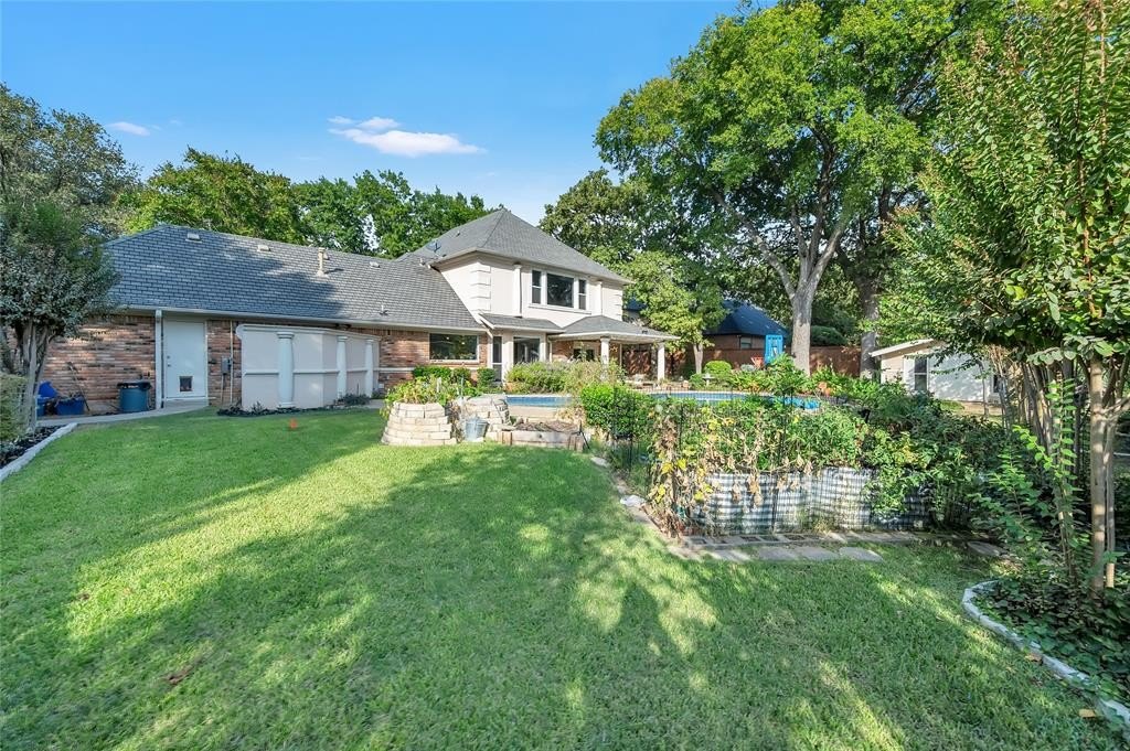 Bedford, Texas, 76021, United States, 4 Bedrooms Bedrooms, ,4 BathroomsBathrooms,Residential,For Sale,1978202