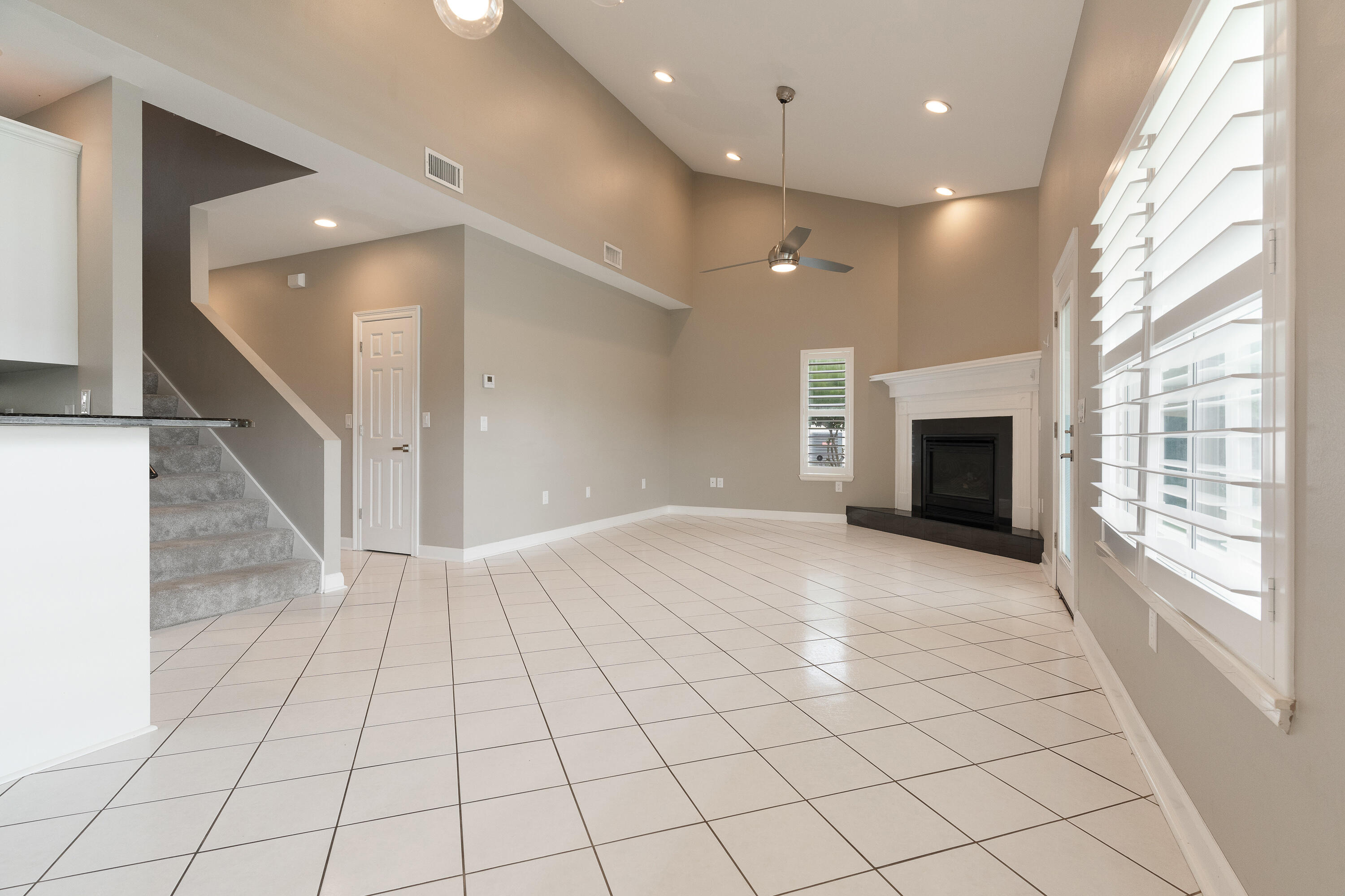 Fort Walton Beach, Florida, 32547, United States, 3 Bedrooms Bedrooms, ,4 BathroomsBathrooms,Residential,For Sale,1849777