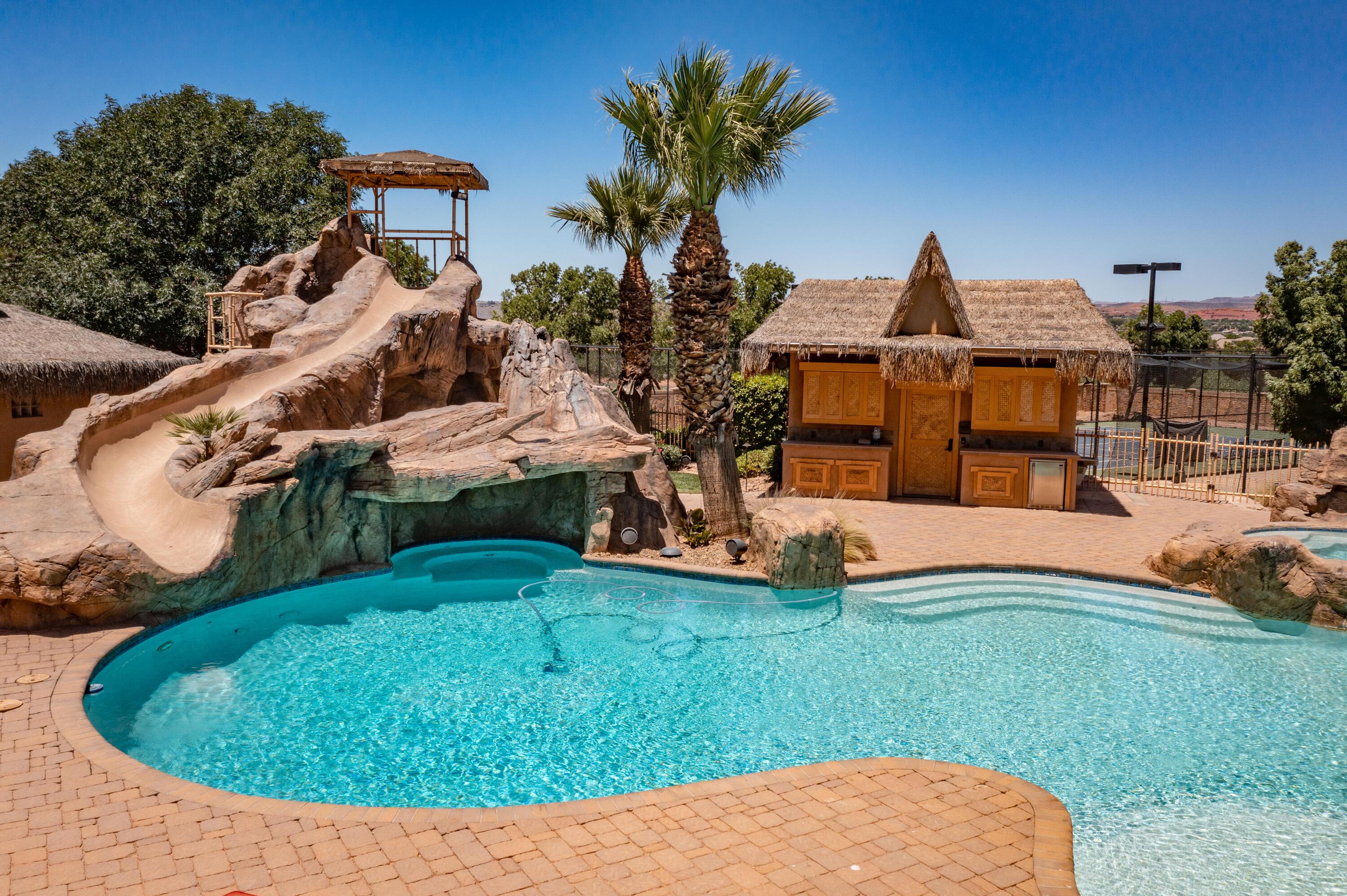 Washington, Utah, 84780, United States, 7 Bedrooms Bedrooms, ,7 BathroomsBathrooms,Residential,For Sale,2005134