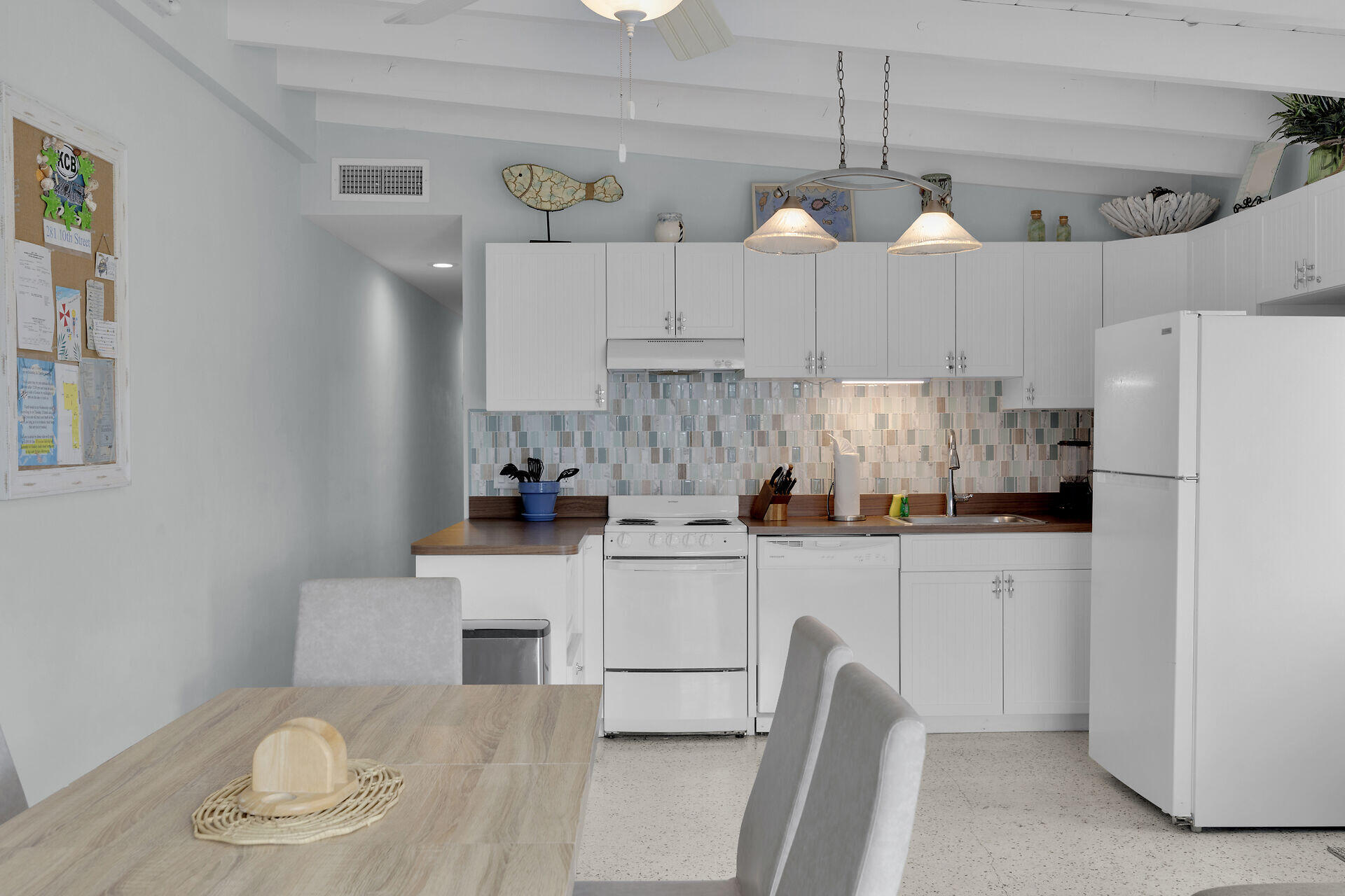 KEY COLONY, Florida, 33051, United States, 4 Bedrooms Bedrooms, ,4 BathroomsBathrooms,Residential,For Sale,1991822