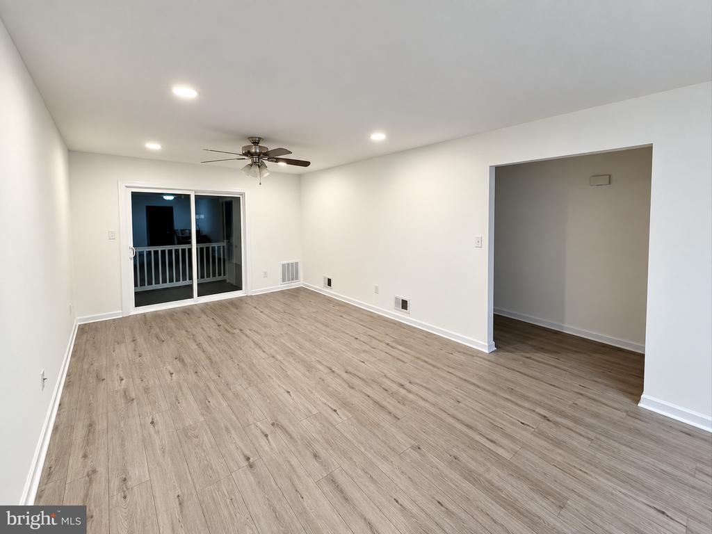 Woodchip Rd, Lumberton, NJ 08048