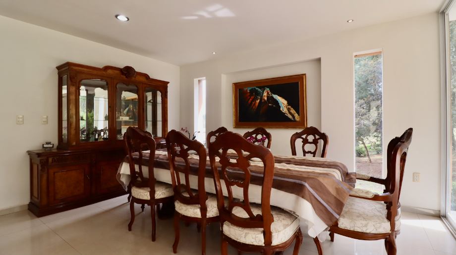 Morelia, Michoacán de Ocampo, 58350, Mexico, 4 Bedrooms Bedrooms, ,4 BathroomsBathrooms,Residential,For Sale,1998426