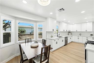 Downey, California, 90240, United States, 3 Bedrooms Bedrooms, ,1 BathroomBathrooms,Residential,For Sale,1943555