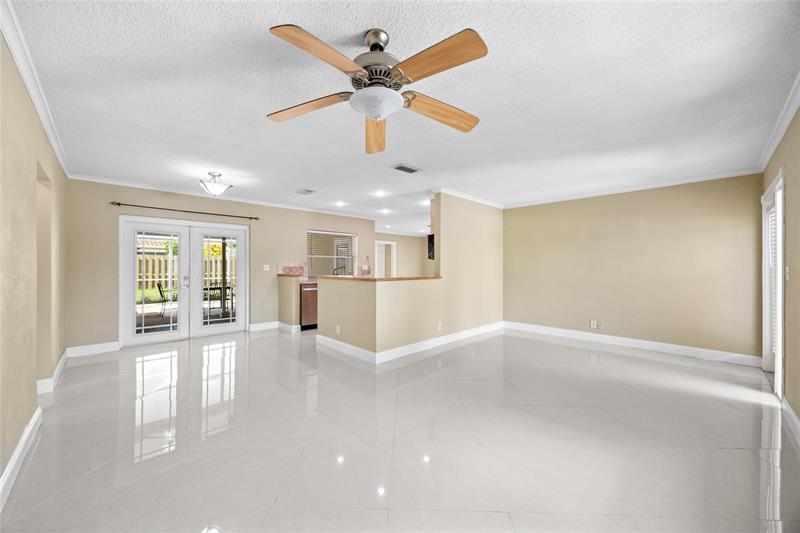 Oakland Park, Florida, 33309, United States, 3 Bedrooms Bedrooms, ,2 BathroomsBathrooms,Residential,For Sale,1916888