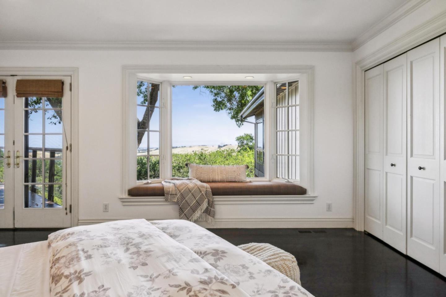 Portola Valley, California, 94028, United States, 6 Bedrooms Bedrooms, ,6 BathroomsBathrooms,Residential,For Sale,1917996