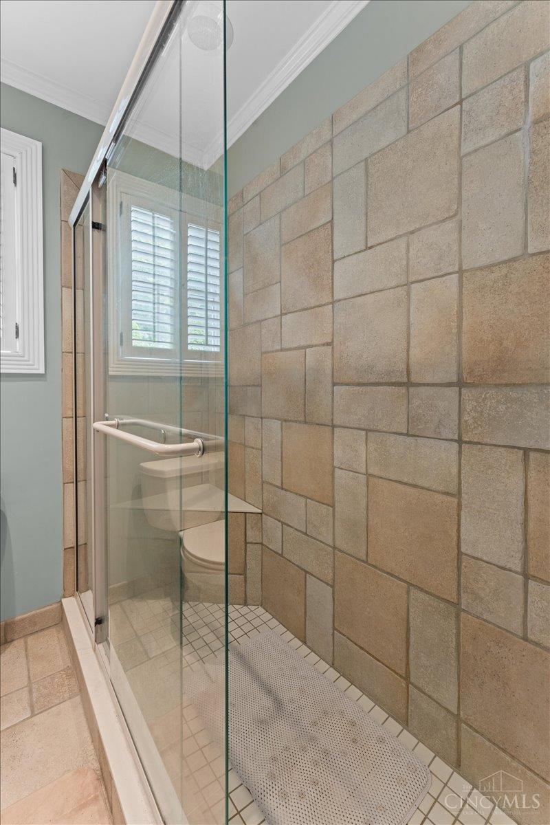 Cincinnati, Ohio, 45226, United States, 3 Bedrooms Bedrooms, ,2 BathroomsBathrooms,Residential,For Sale,1911951