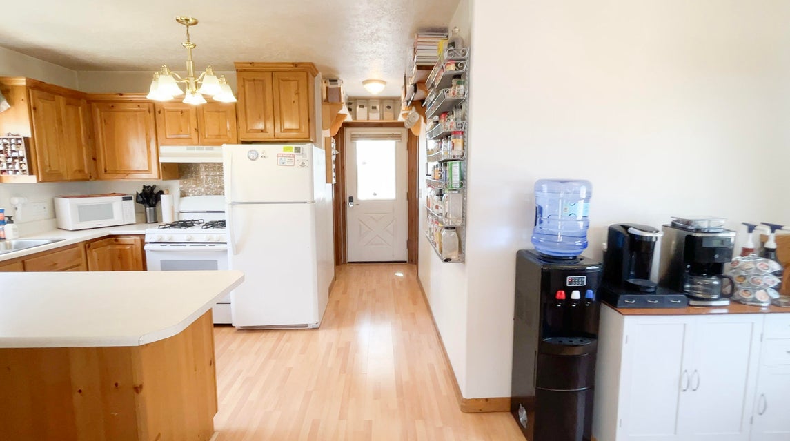 Brian Head, Utah, 84719, United States, 5 Bedrooms Bedrooms, ,3 BathroomsBathrooms,Residential,For Sale,1951004