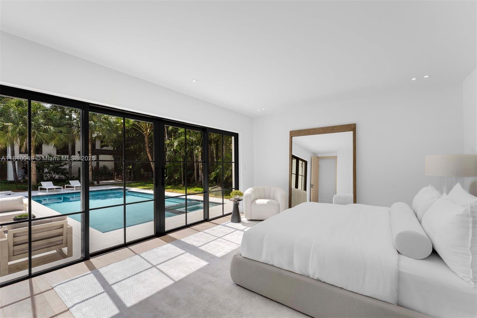 Miami, Florida, 33133, United States, 6 Bedrooms Bedrooms, ,8 BathroomsBathrooms,Residential,For Sale,1829232