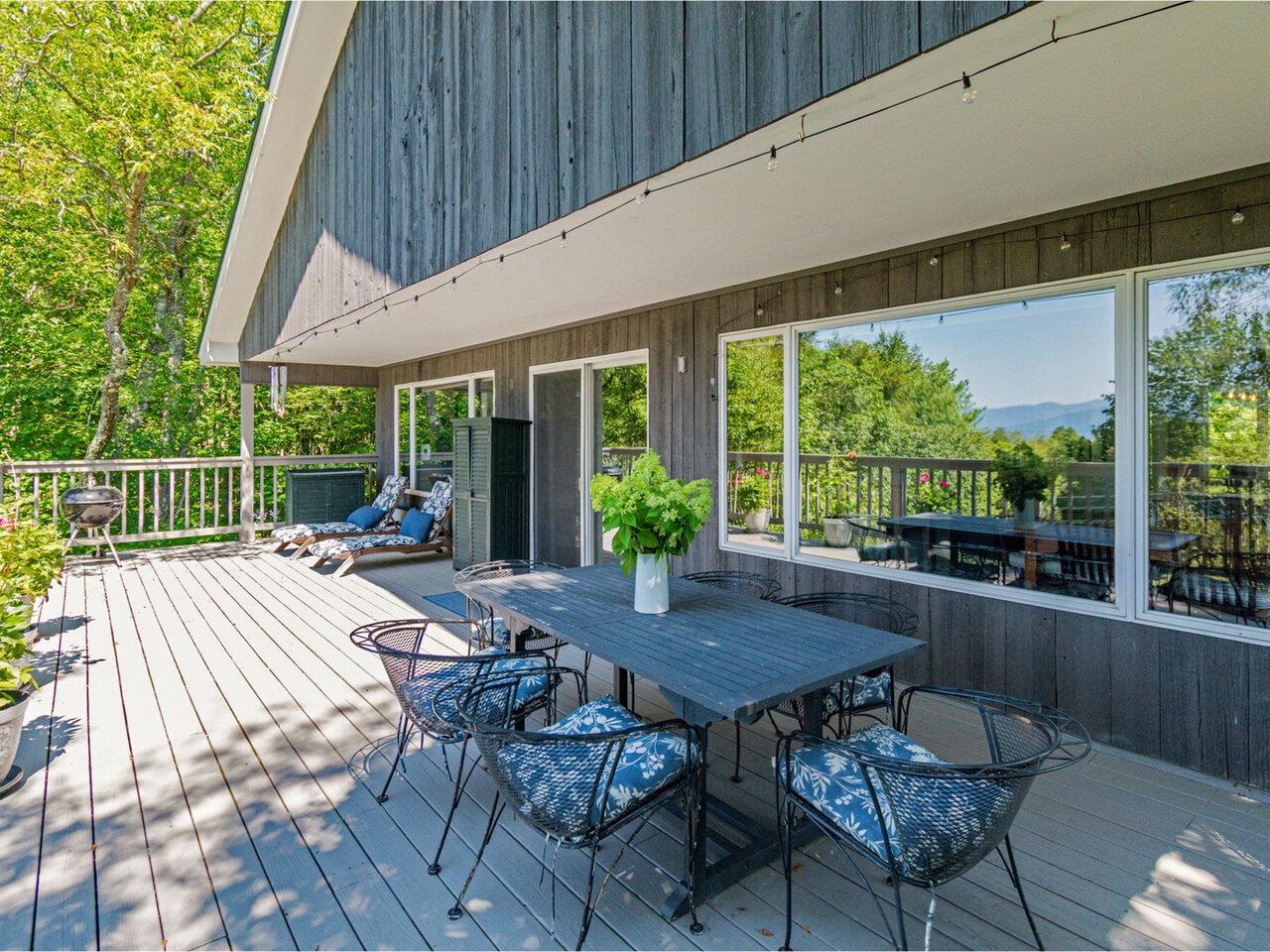 Waterbury, Vermont, 05676, United States, 2 Bedrooms Bedrooms, ,2 BathroomsBathrooms,Residential,For Sale,1938953