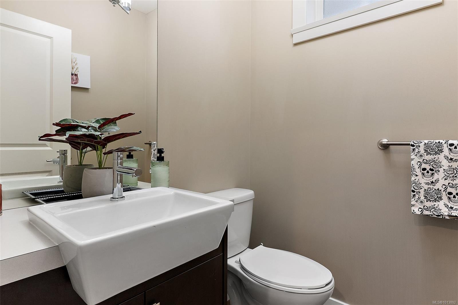 SOOKE, British Columbia, V9Z 0W3, CA, 3 Bedrooms Bedrooms, ,Residential,For Sale,1948306