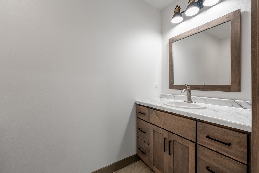 Bloomer, Wisconsin, 54724, United States, 3 Bedrooms Bedrooms, ,3 BathroomsBathrooms,Residential,For Sale,1751158