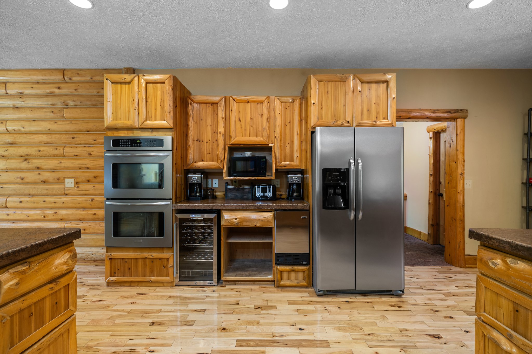Bellaire, Michigan, 49615, United States, 5 Bedrooms Bedrooms, ,4 BathroomsBathrooms,Residential,For Sale,1826987