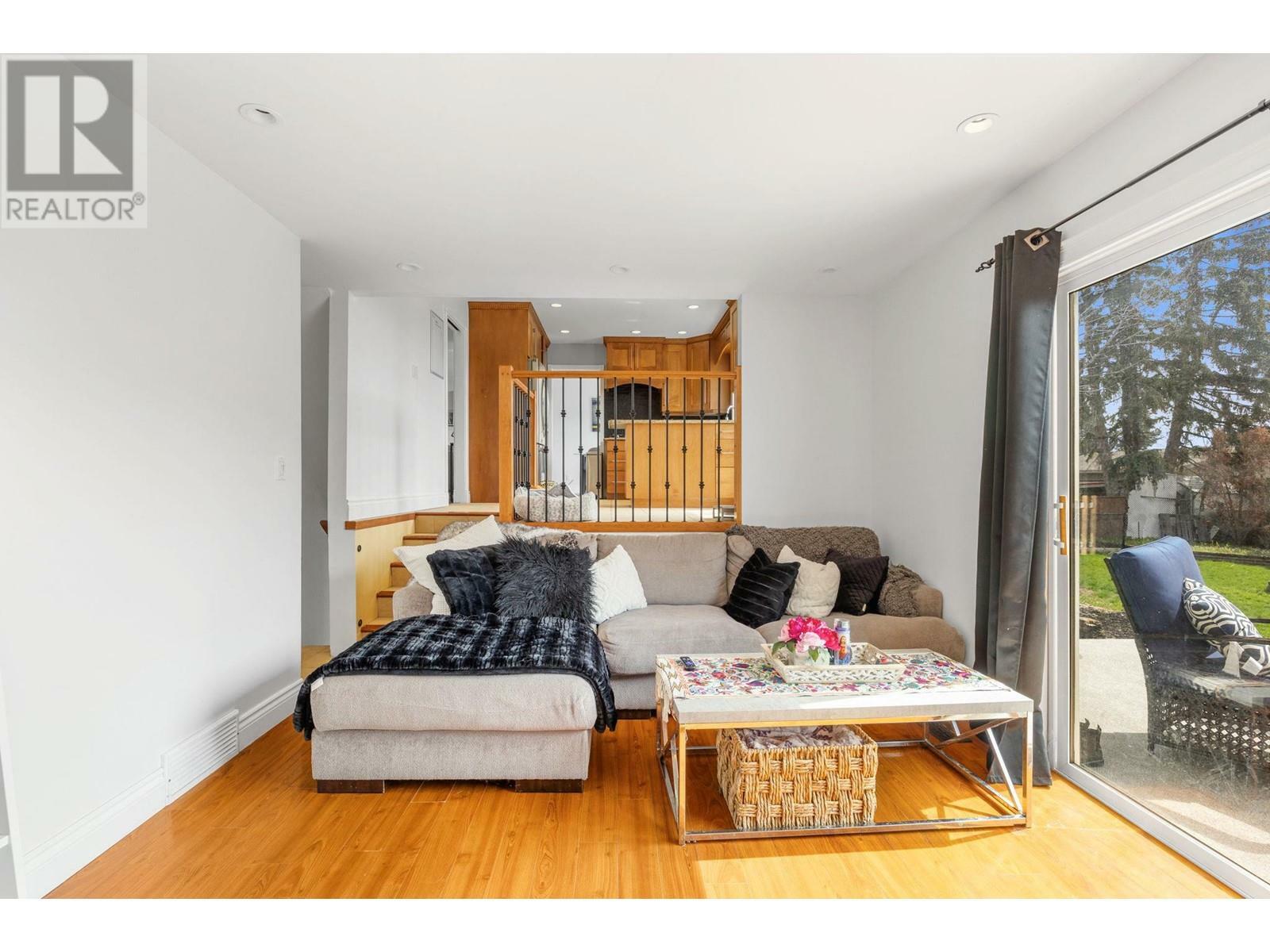 WEST KELOWNA, British Columbia, V1Z 1Z4, CA, 5 Bedrooms Bedrooms, ,1 BathroomBathrooms,Residential,For Sale,1836903