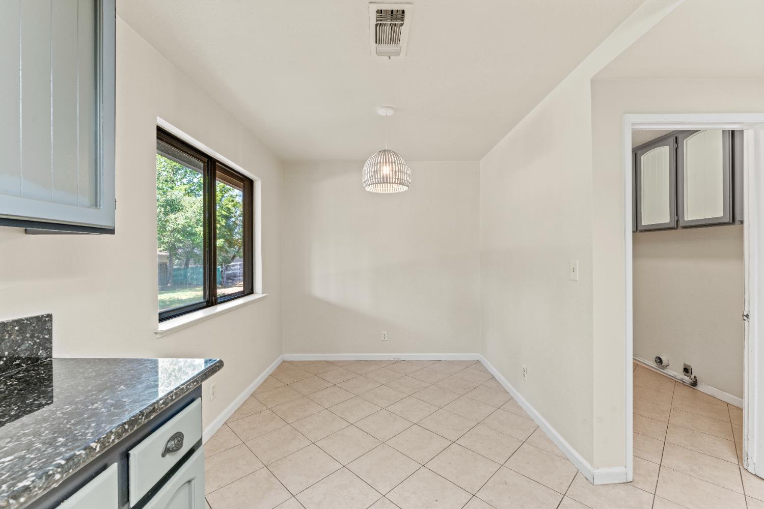 Granite Bay, California, 95746, United States, 3 Bedrooms Bedrooms, ,2 BathroomsBathrooms,Residential,For Sale,1890604
