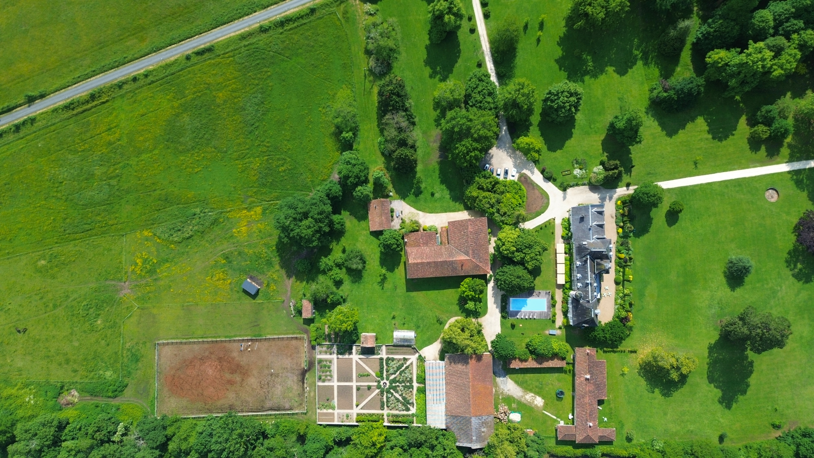  Majestic exceptional château nestled in the heart of a 57-hectare estate with s… - 物件實景