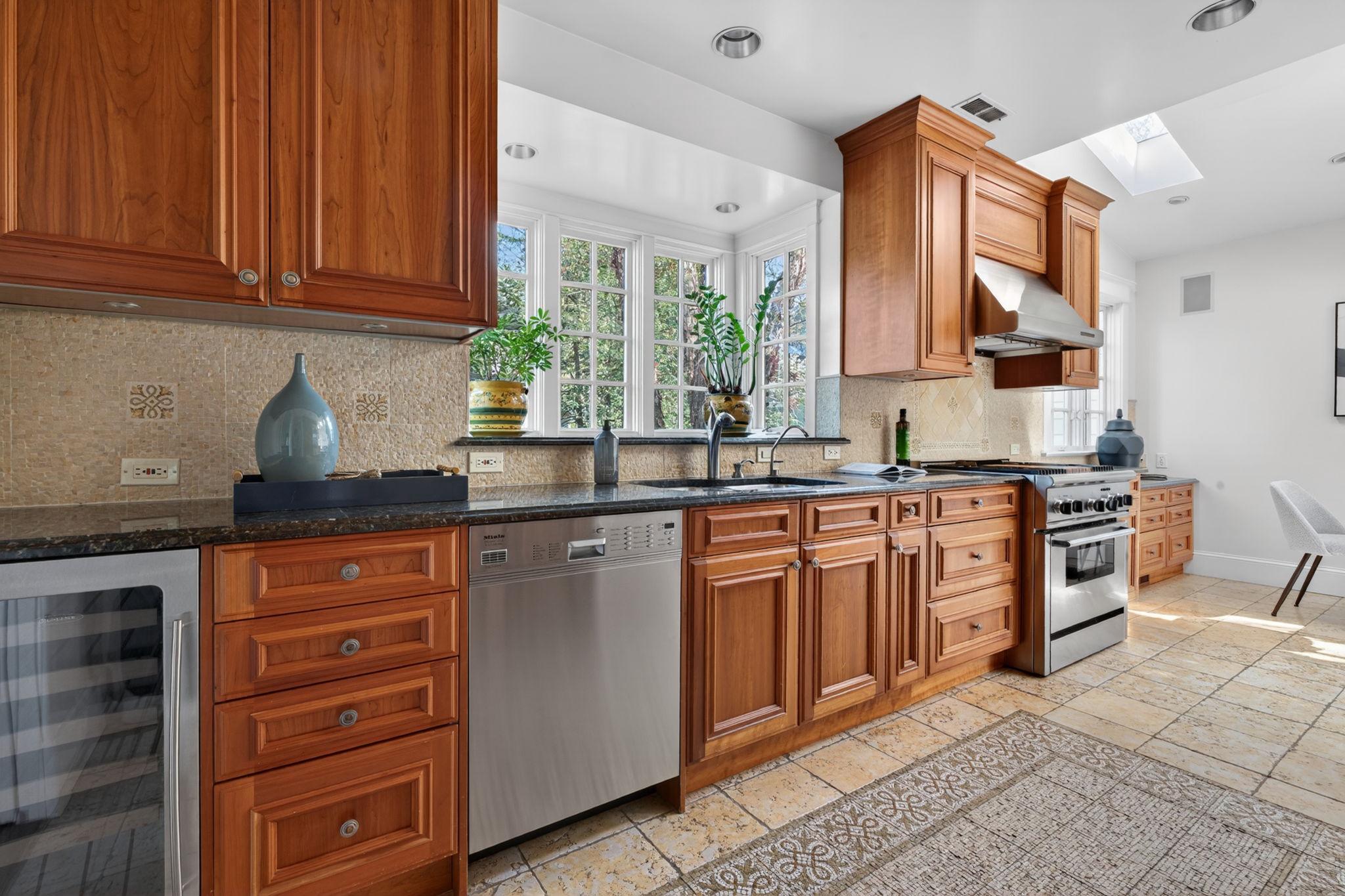  3804 Kanawha Street NW, Washington, DC, 20015 - 物件實景