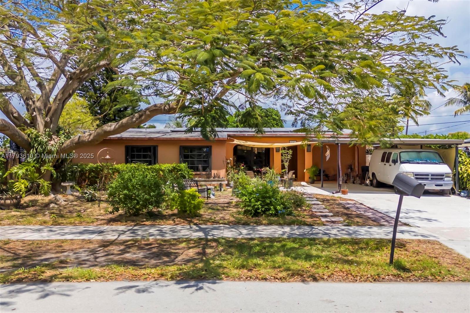 Cutler Bay, Florida, 33189, United States, 4 Bedrooms Bedrooms, ,3 BathroomsBathrooms,Residential,For Sale,1794675