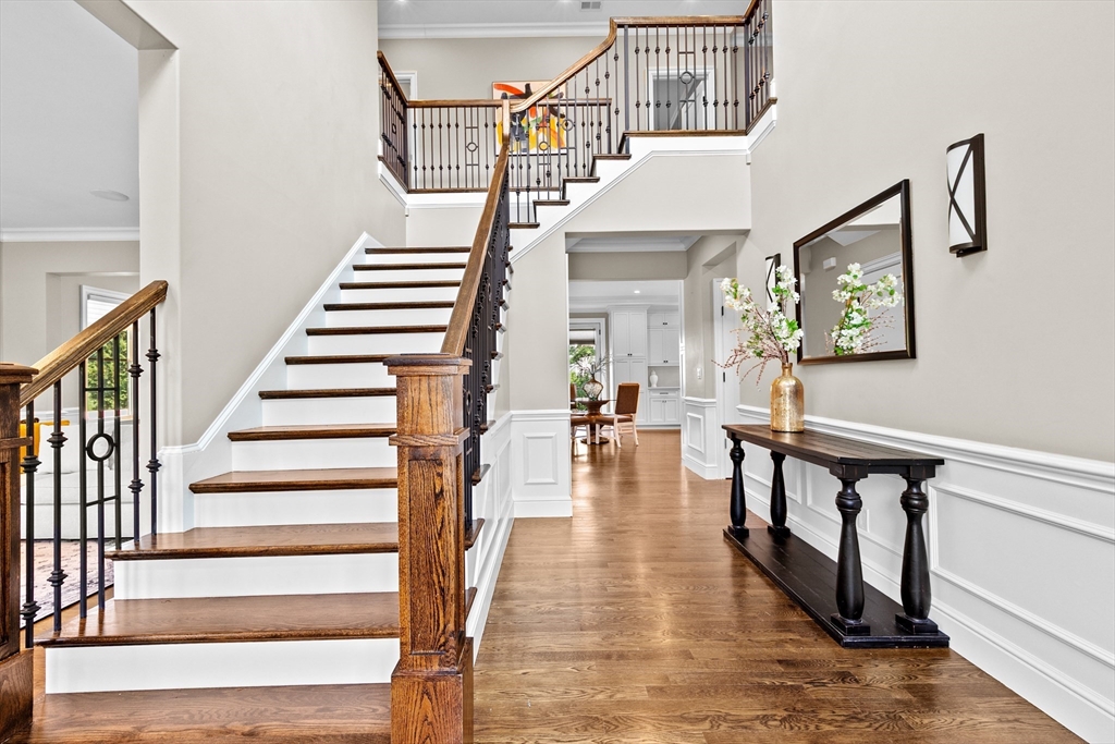 Newton, Massachusetts, 02459, United States, 6 Bedrooms Bedrooms, ,7 BathroomsBathrooms,Residential,For Sale,1918110
