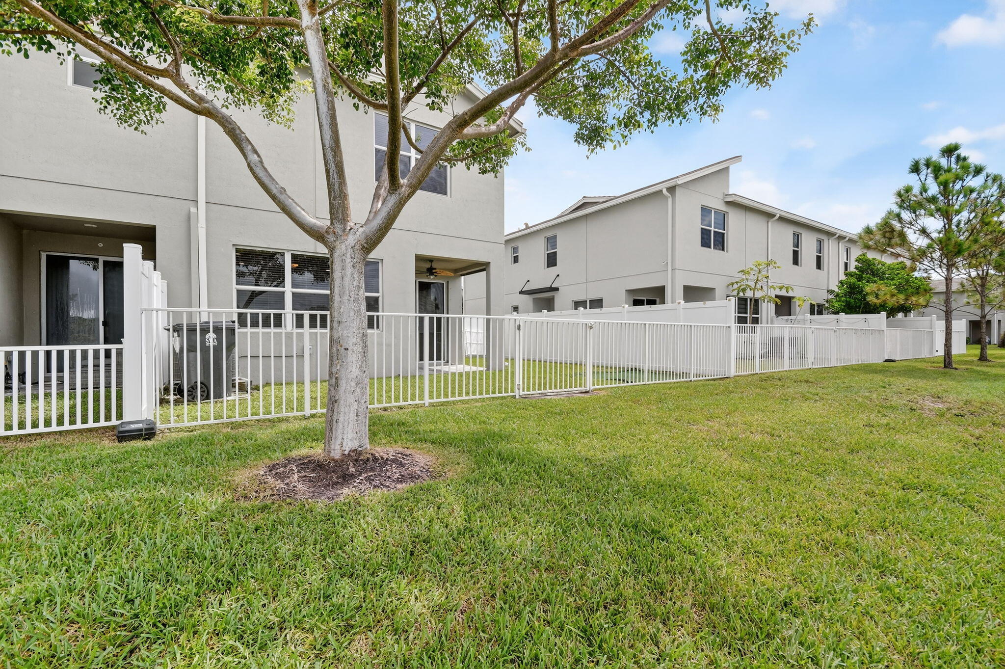 Lake Worth, Florida, 33467, United States, 4 Bedrooms Bedrooms, ,3 BathroomsBathrooms,Residential,For Sale,1819485