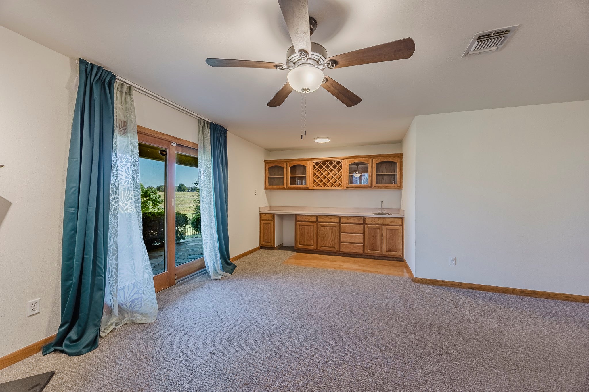 Fort Worth, Texas, 76179, United States, 4 Bedrooms Bedrooms, ,3 BathroomsBathrooms,Residential,For Sale,1981594