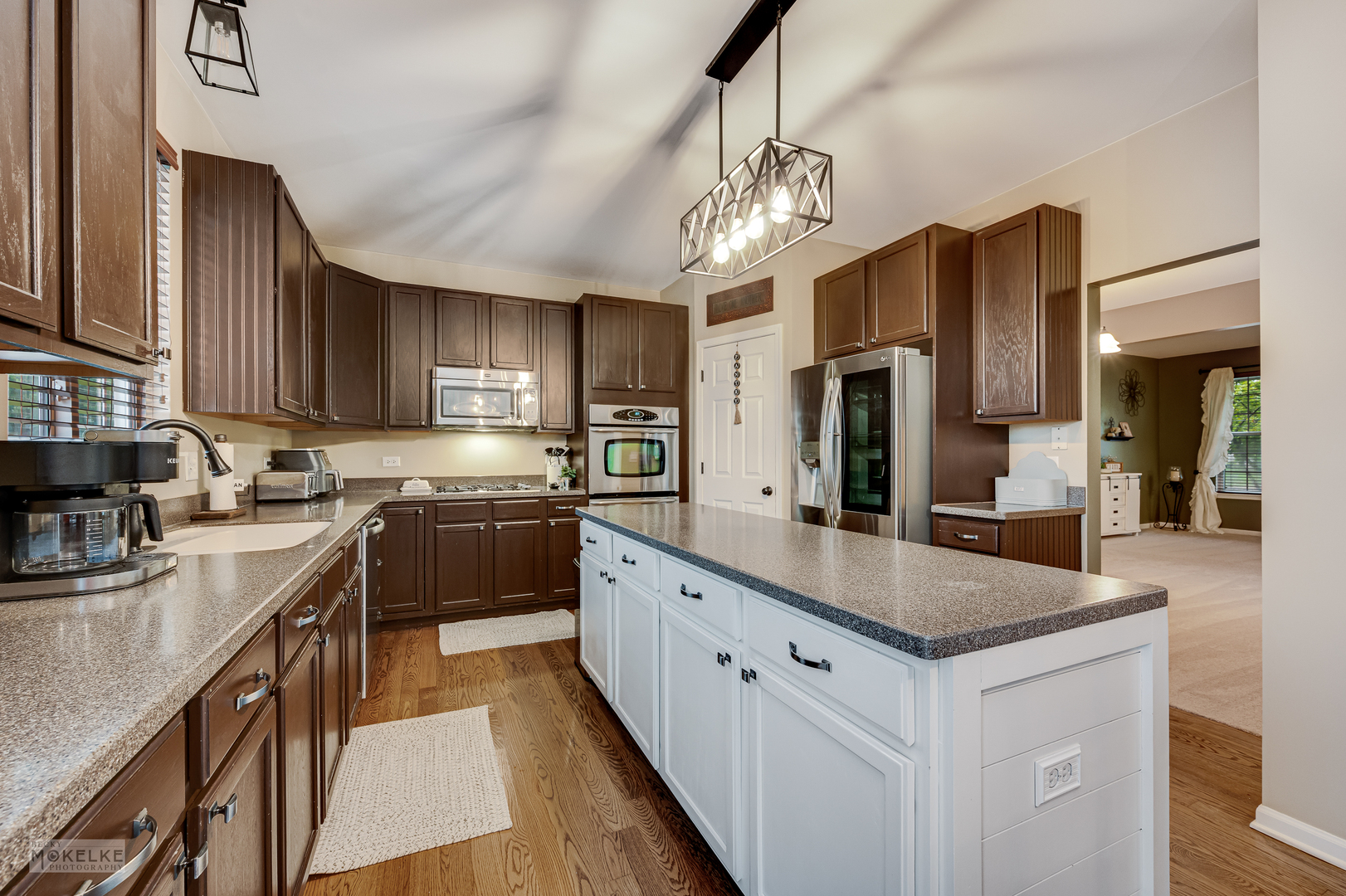 Oswego, Illinois, 60543, United States, 5 Bedrooms Bedrooms, ,3 BathroomsBathrooms,Residential,For Sale,1955340