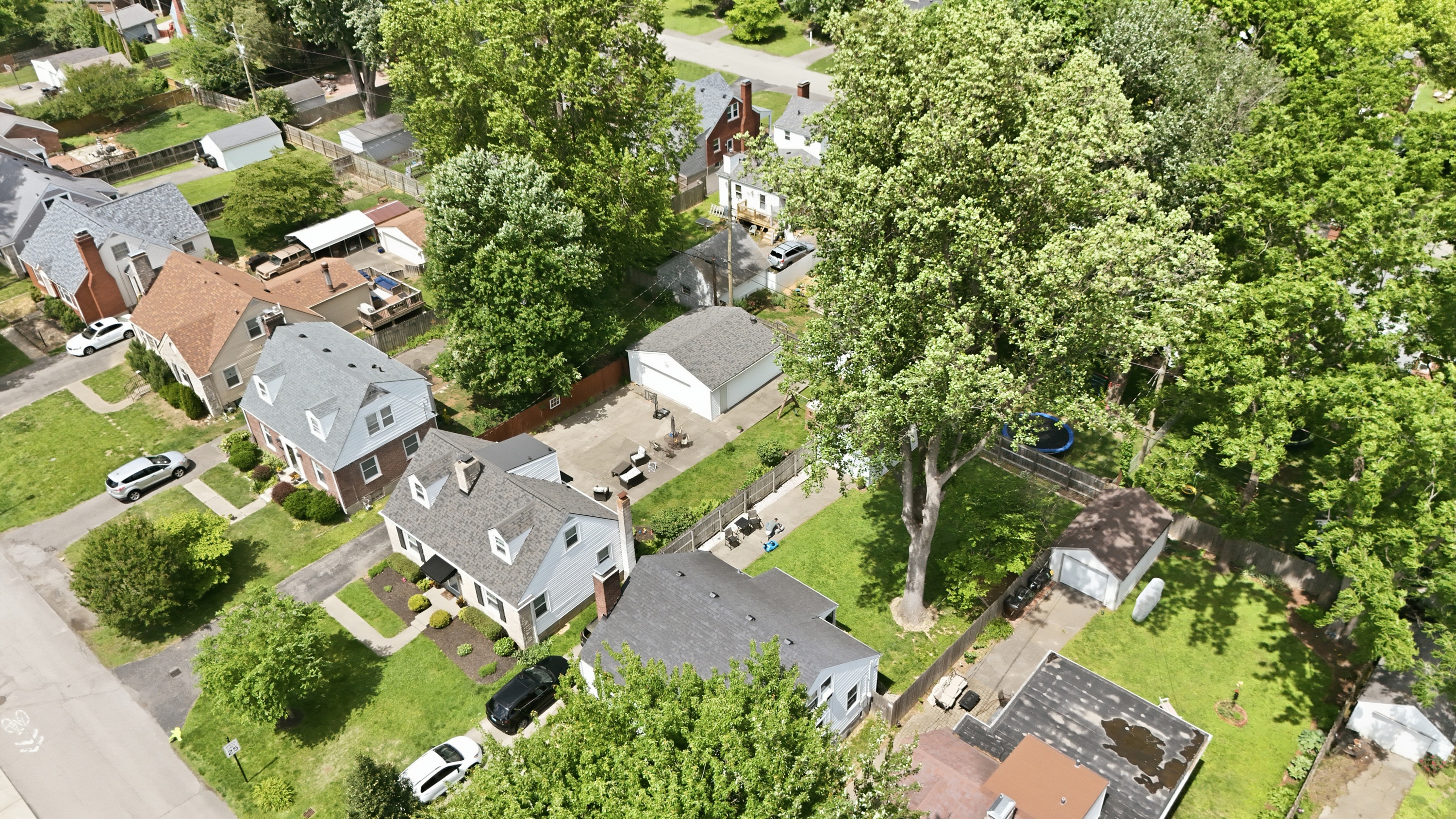  225 Monohan Drive, Louisville, KY 40207 - 物件實景